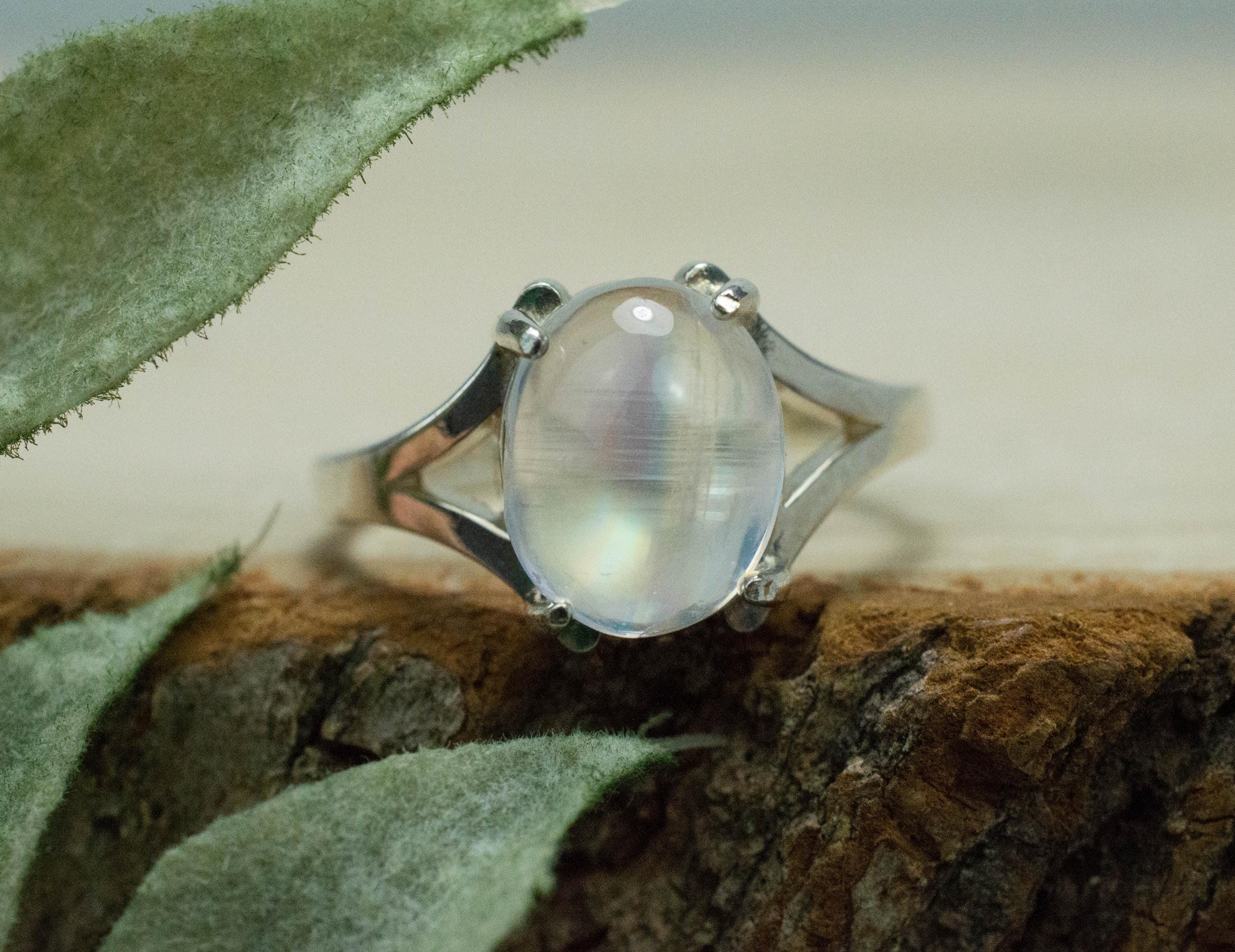 Rainbow Moonstone Ring, Natural Untreated India Moonstone; 2.705cts