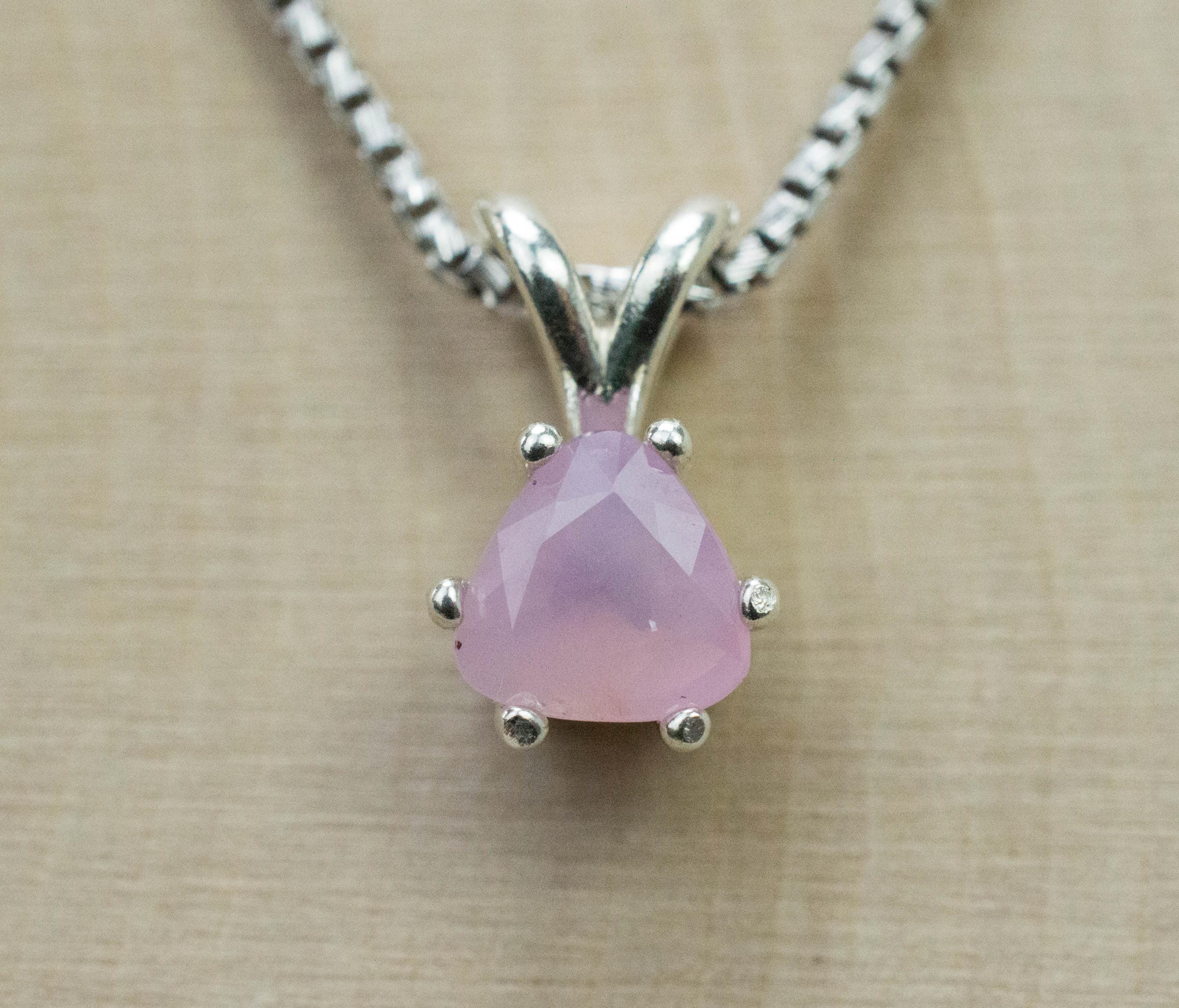 Pink Sapphire Pendant; Natural Untreated Vietnam Sapphire; 1.045cts