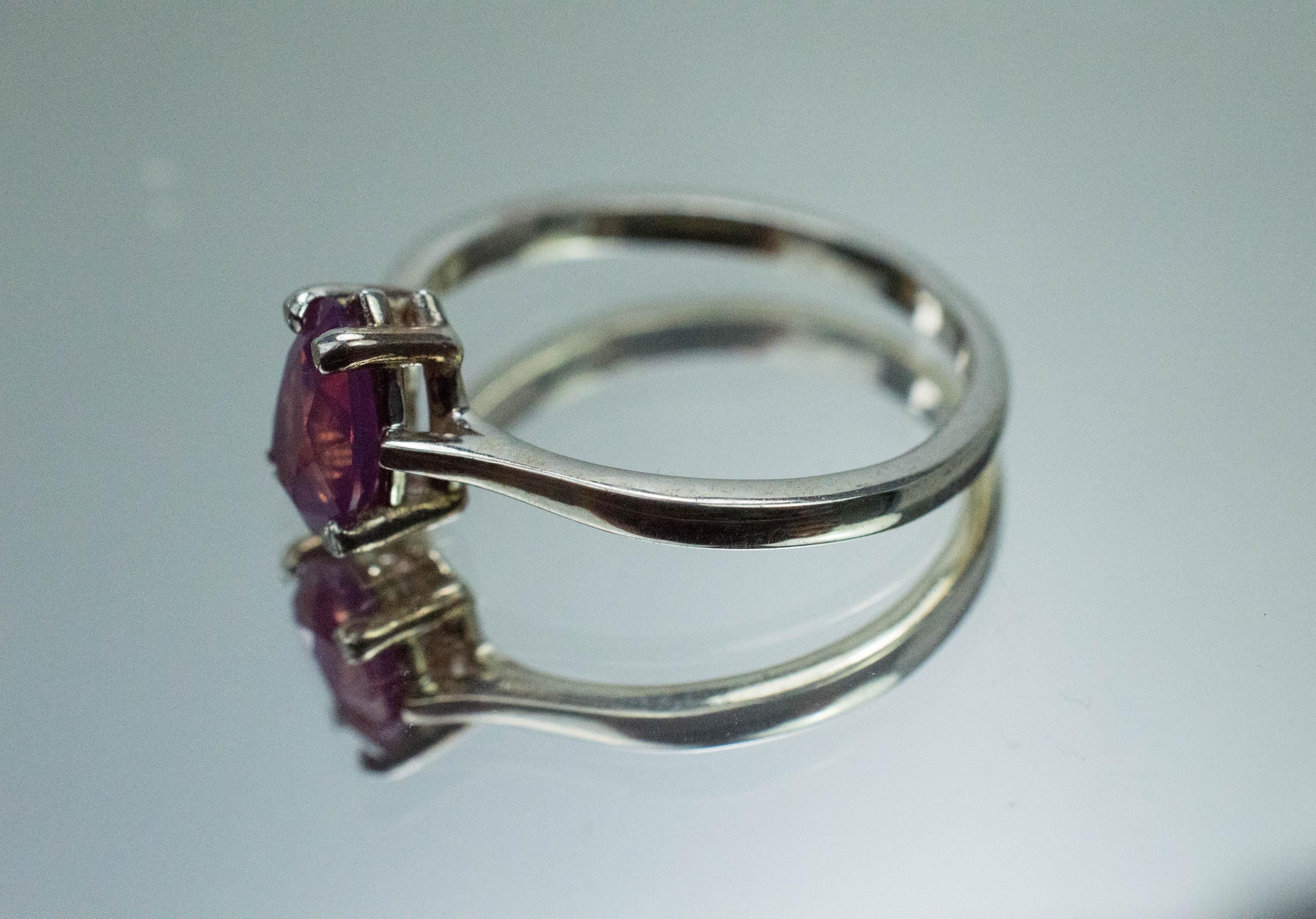 Pink Sapphire Ring, Natural Untreated Vietnam Sapphire; 1.010cts