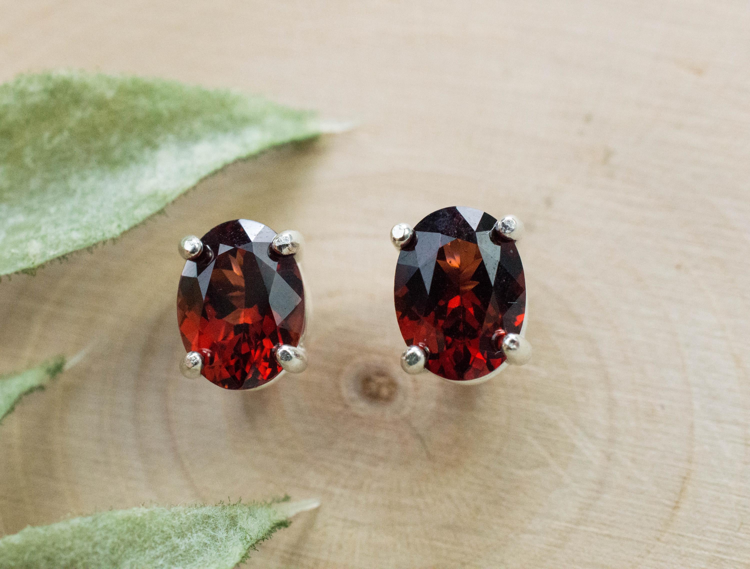 Pyrope Garnet Earrings; Genuine Untreated Madagascar Garnet; 2.935cts