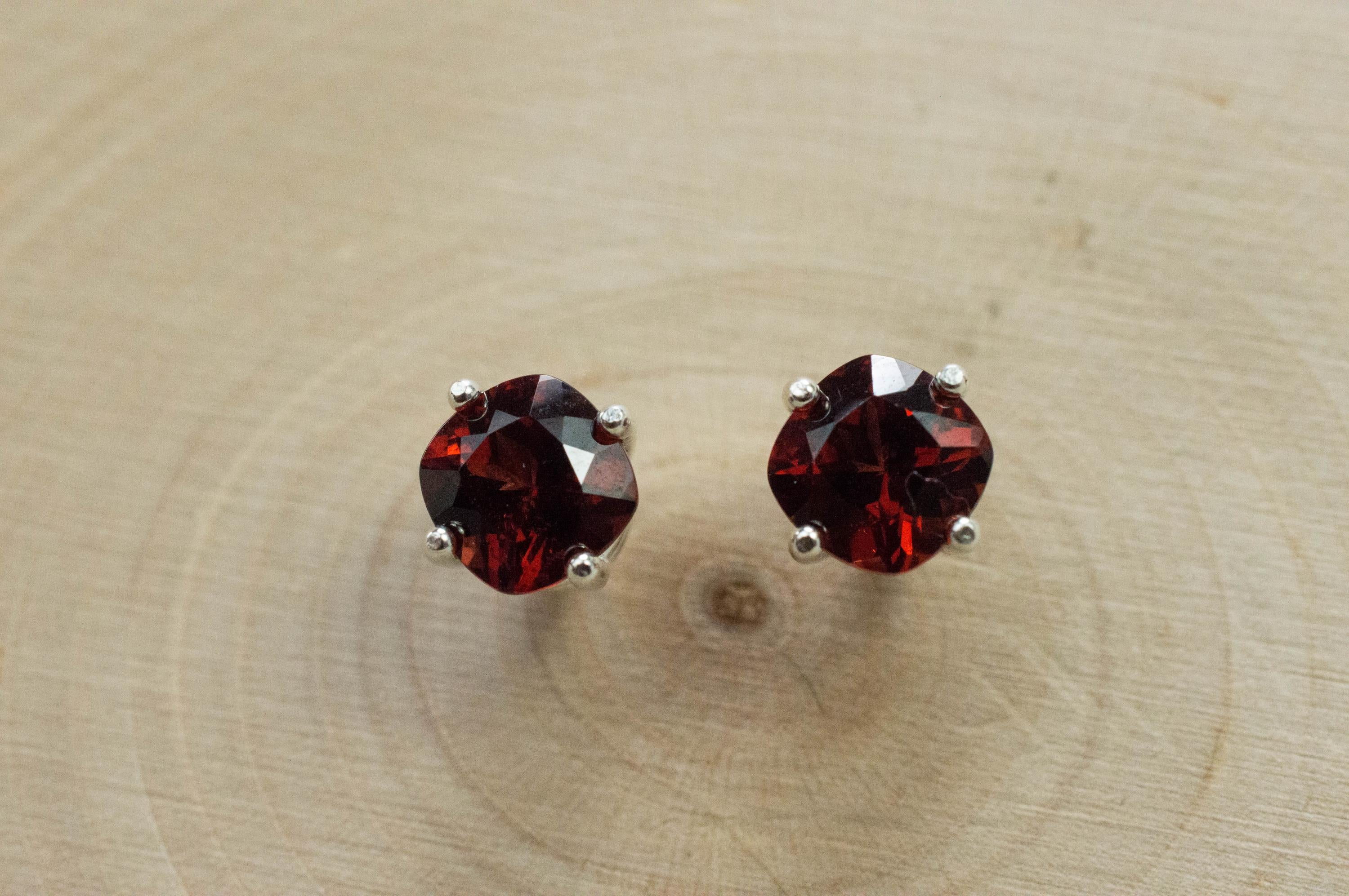 Pyrope Garnet Earrings; Genuine Untreated Madagascar Garnet; 2.320cts