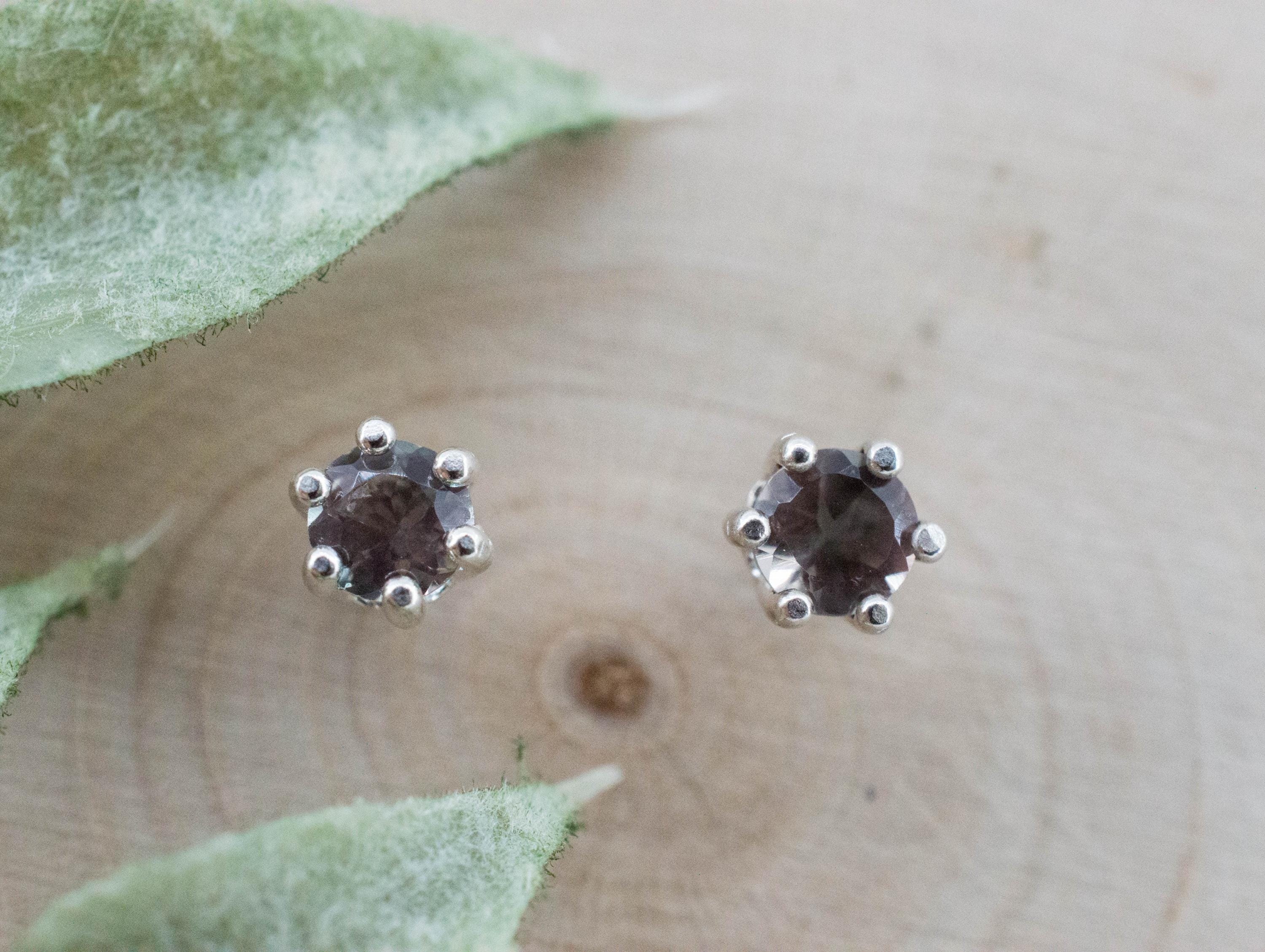 Green Oregon Sunstone Earrings; Natural Untreated Sunstone; 0.465cts - Mark Oliver Gems