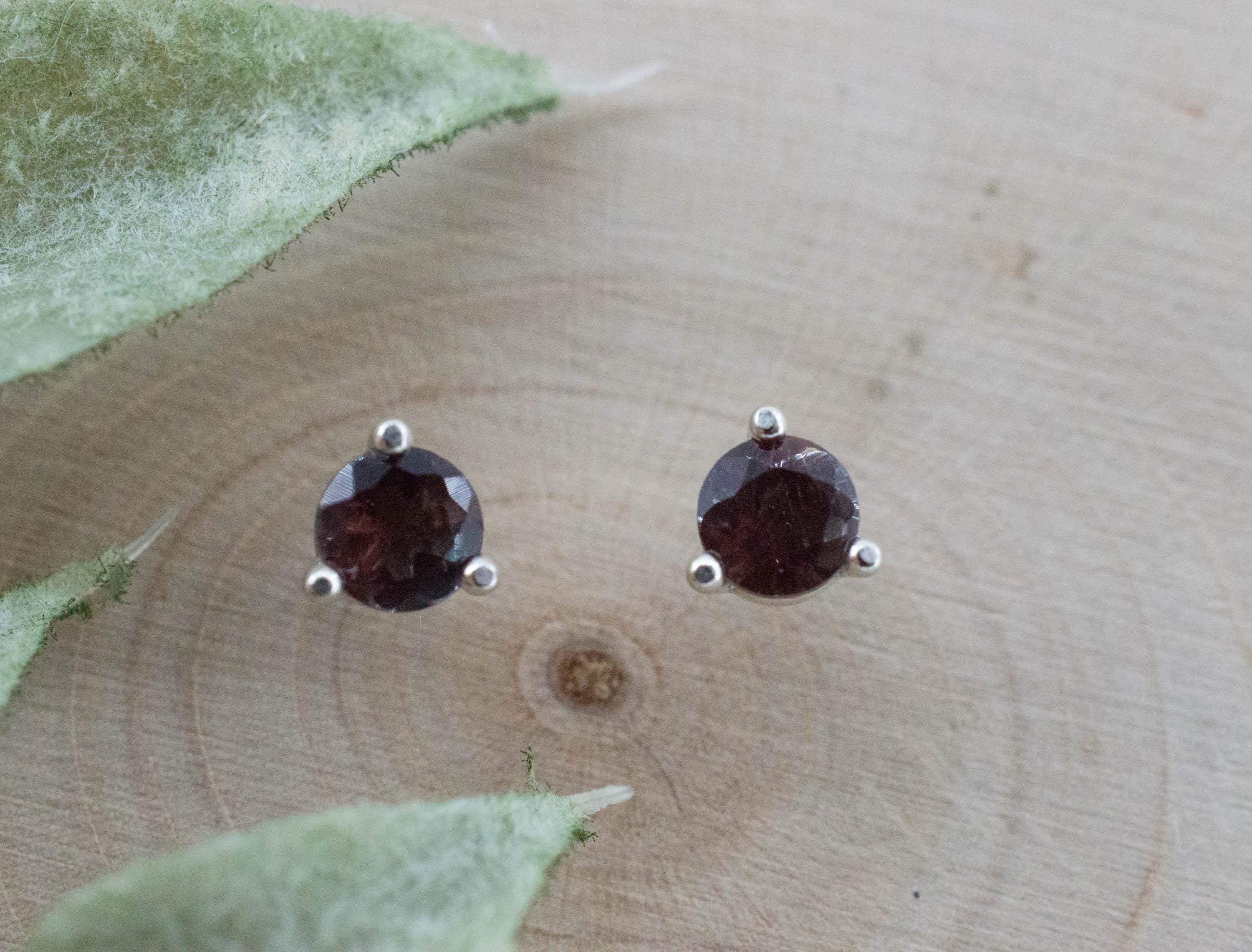 Green Oregon Sunstone Earrings; Natural Untreated Sunstone; 0.510cts - Mark Oliver Gems