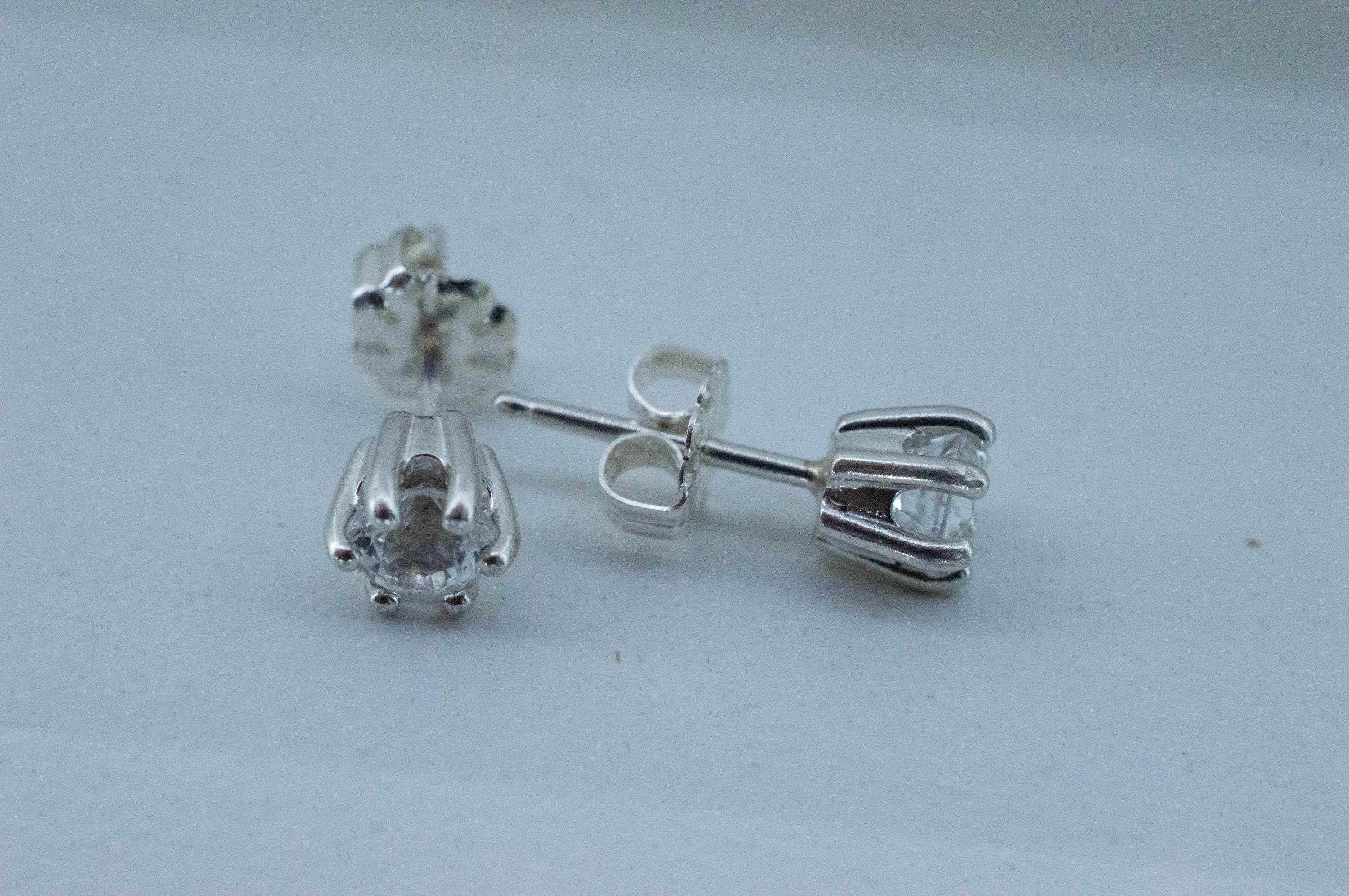 White Sapphire Earrings, Natural Sri Lanka Sapphire; 1.000cts - Mark Oliver Gems