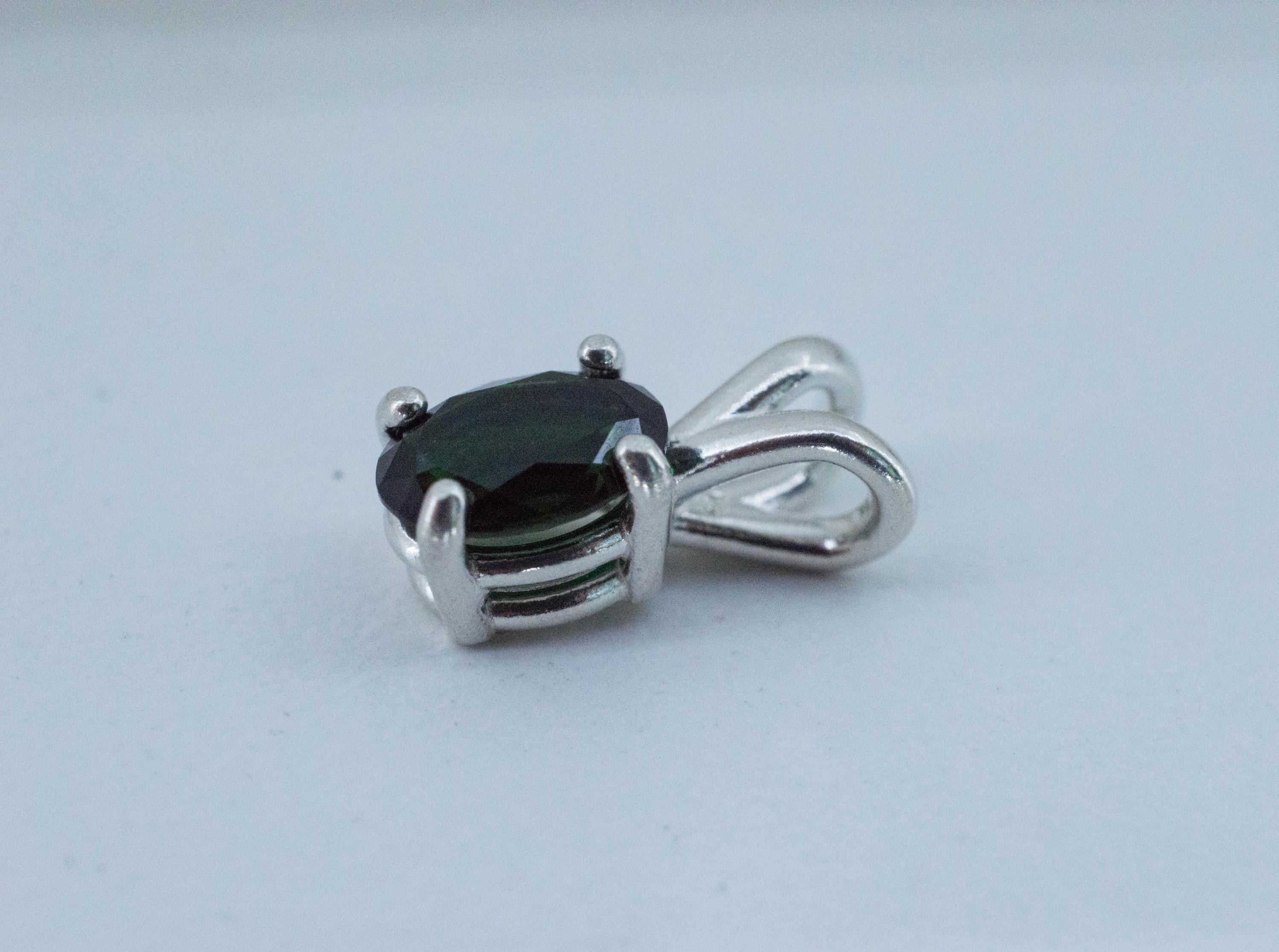 Chrome Tourmaline Pendant, Natural Untreated Tanzania Tourmaline; 1.030cts - Mark Oliver Gems