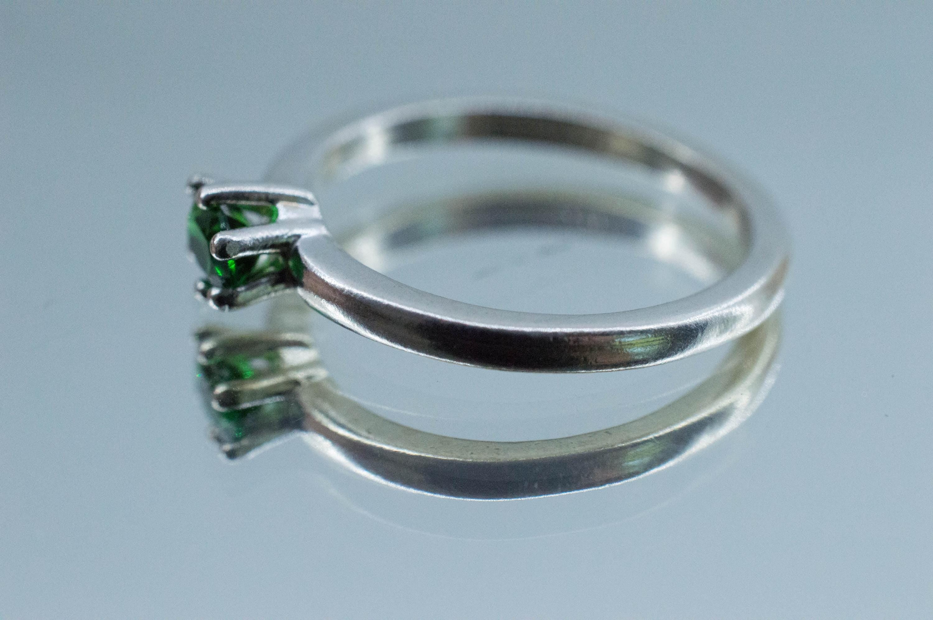 Chrome Tourmaline Ring; Natural Untreated Tanzania Green Tourmaline; 0.290cts - Mark Oliver Gems
