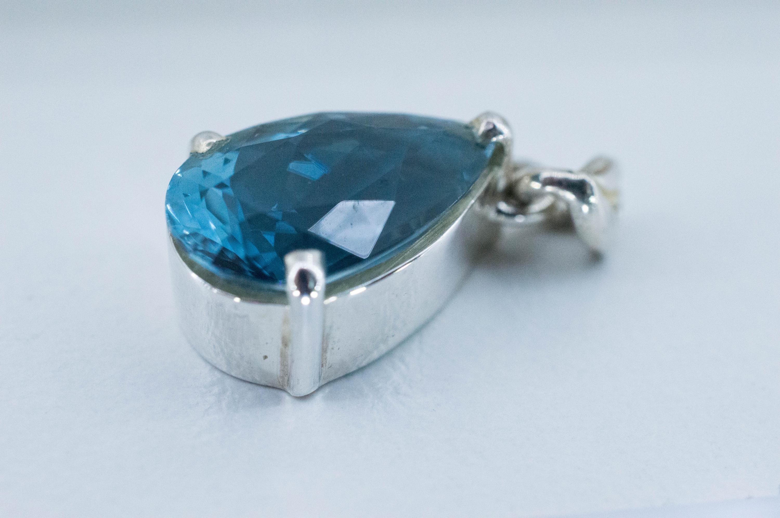 London Blue Topaz Pendant; Natural Brazil Topaz; 5.980cts - Mark Oliver Gems