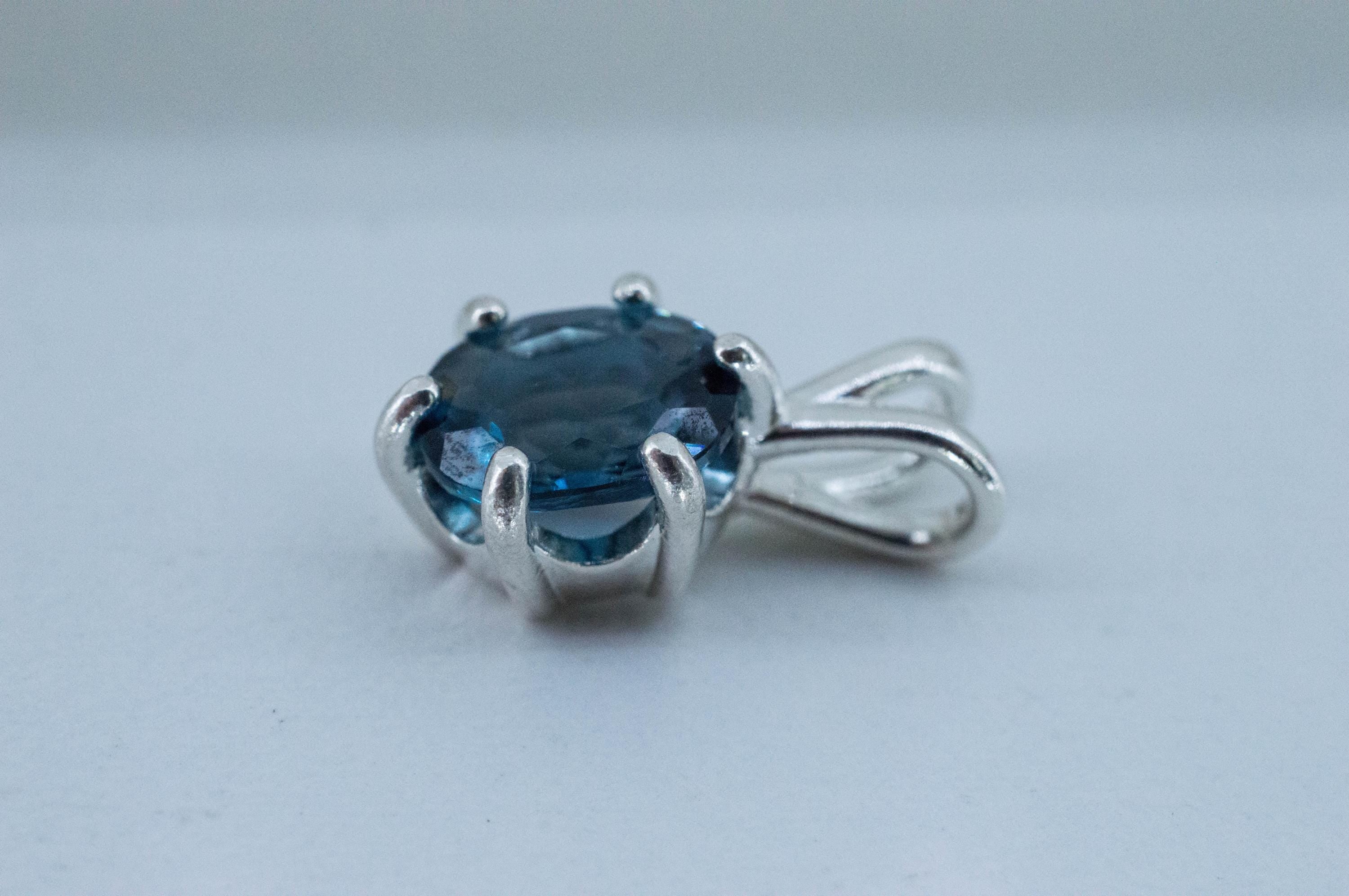 London Blue Topaz Pendant; Natural Brazil Topaz; 2.025cts - Mark Oliver Gems