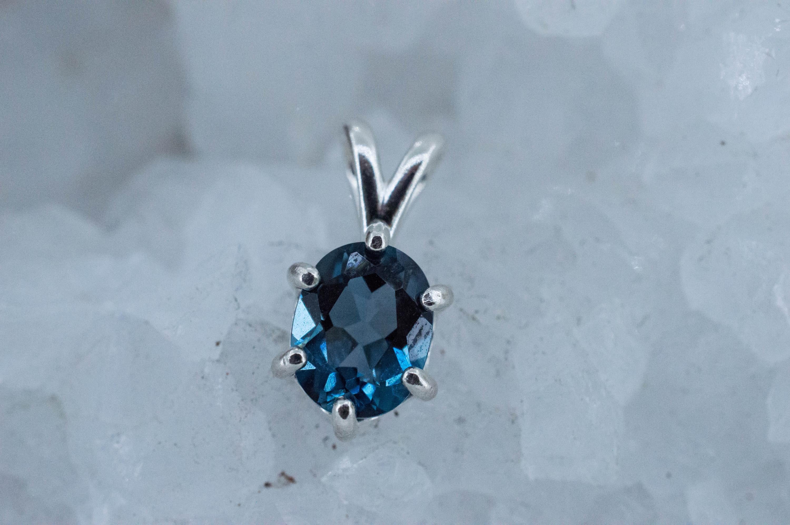 London Blue Topaz Pendant; Natural Brazil Topaz; 2.025cts - Mark Oliver Gems