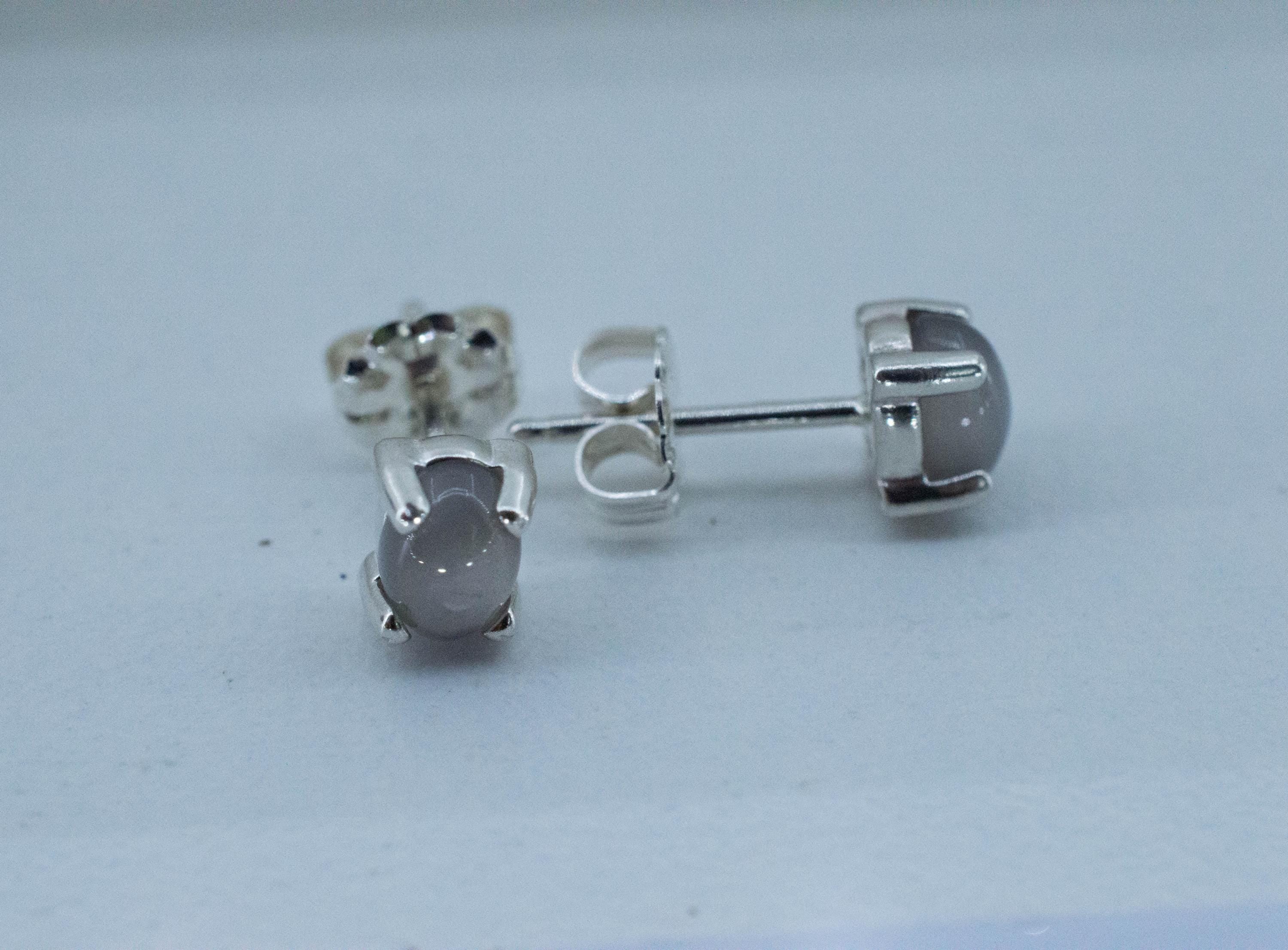 Gray Moonstone Earrings; Natural Untreated India Moonstone; 1.005cts - Mark Oliver Gems