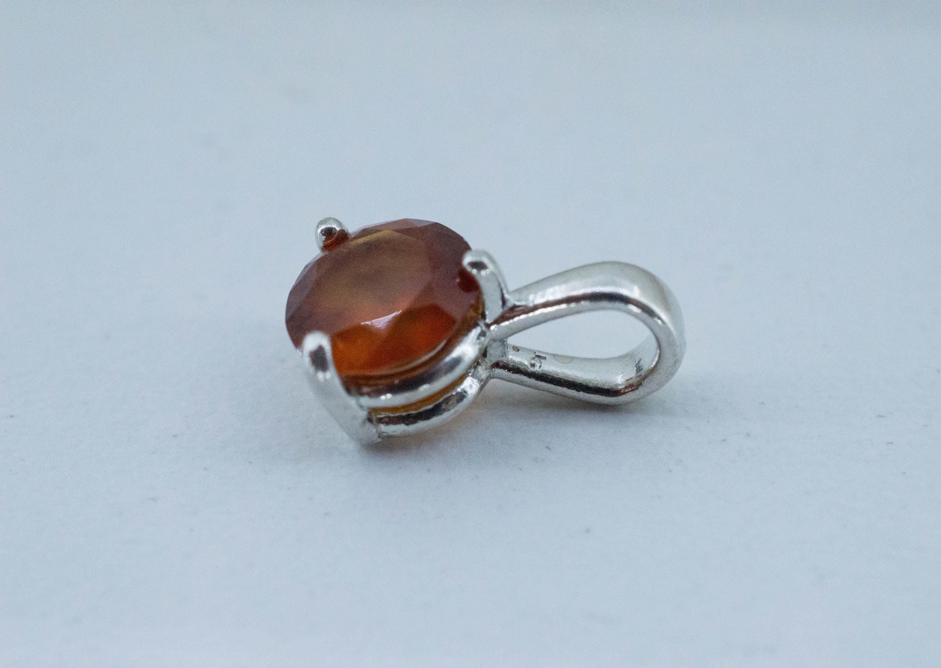 Hessonite Garnet Pendant; Natural Untreated South Africa Garnet; 1.415cts - Mark Oliver Gems