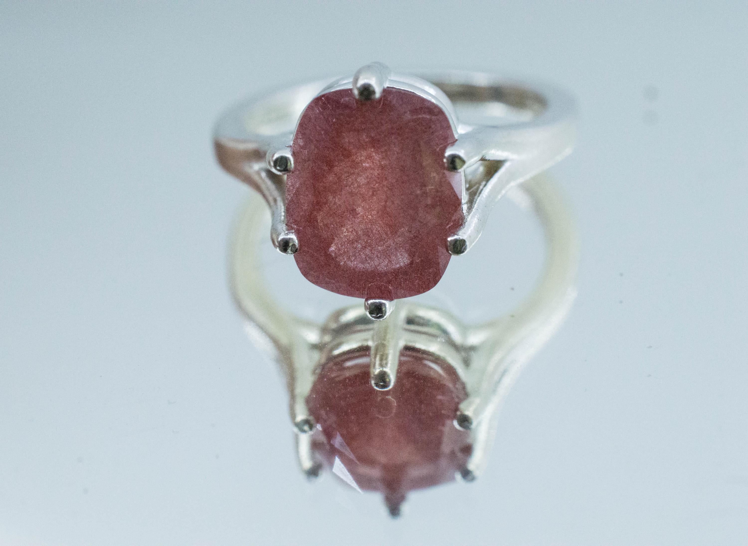 Strawberry Quartz Ring; Natural Untreated Mexico Quartz; 3.250cts - Mark Oliver Gems