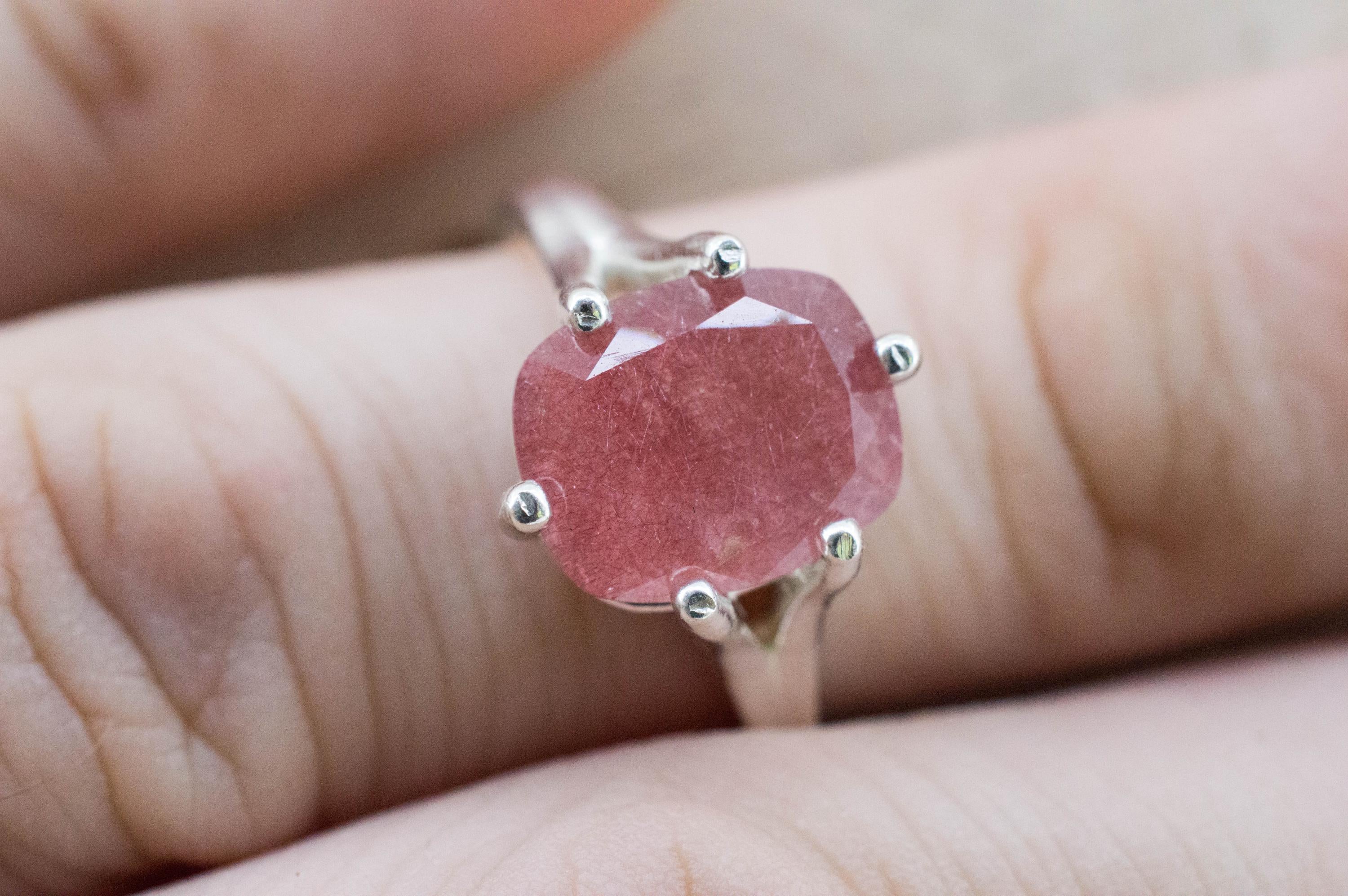 Strawberry Quartz Ring; Natural Untreated Mexico Quartz; 3.250cts - Mark Oliver Gems