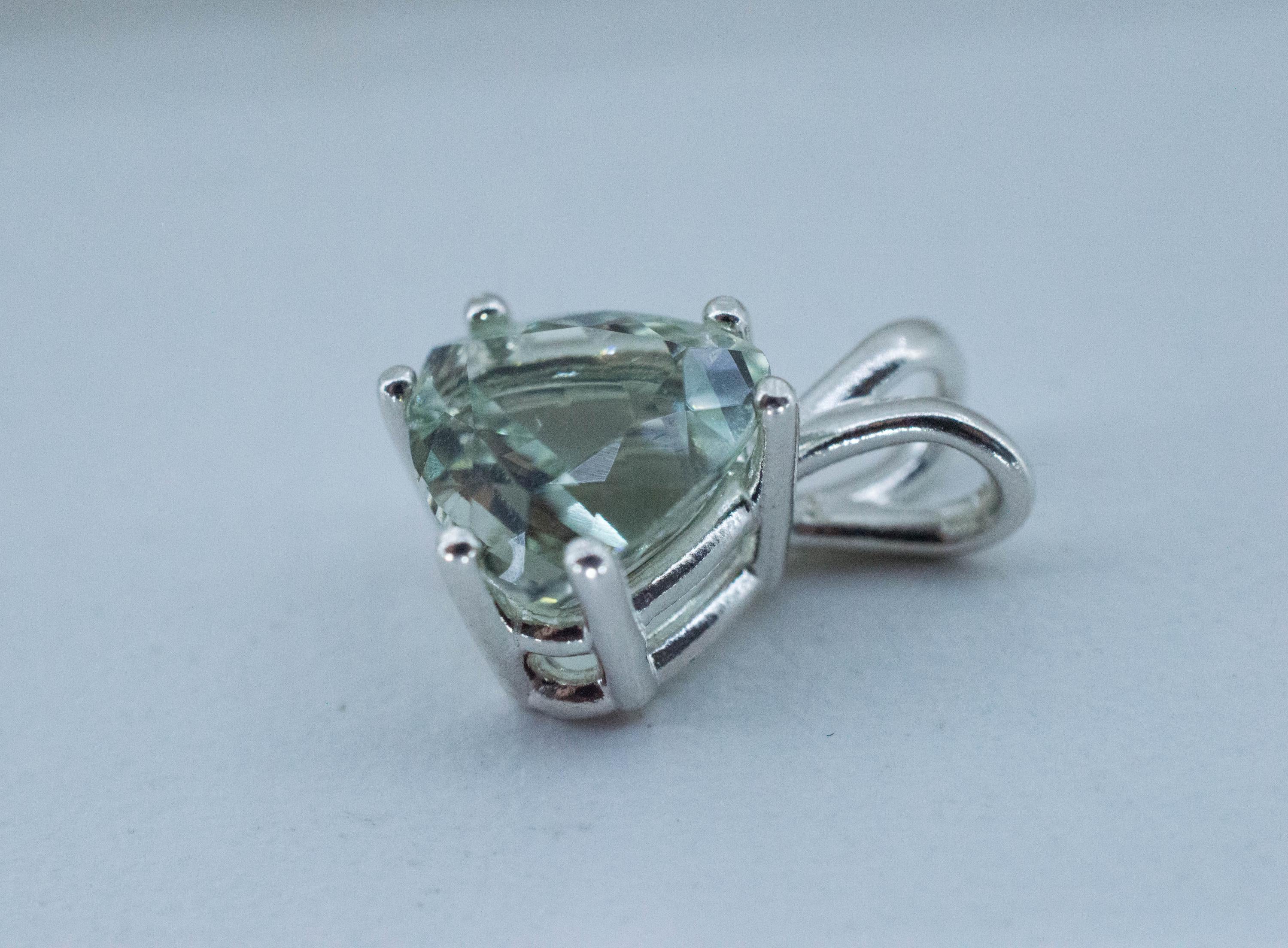 Prasiolite Pendant; Natural Brazil Green Amethyst; 2.600cts - Mark Oliver Gems