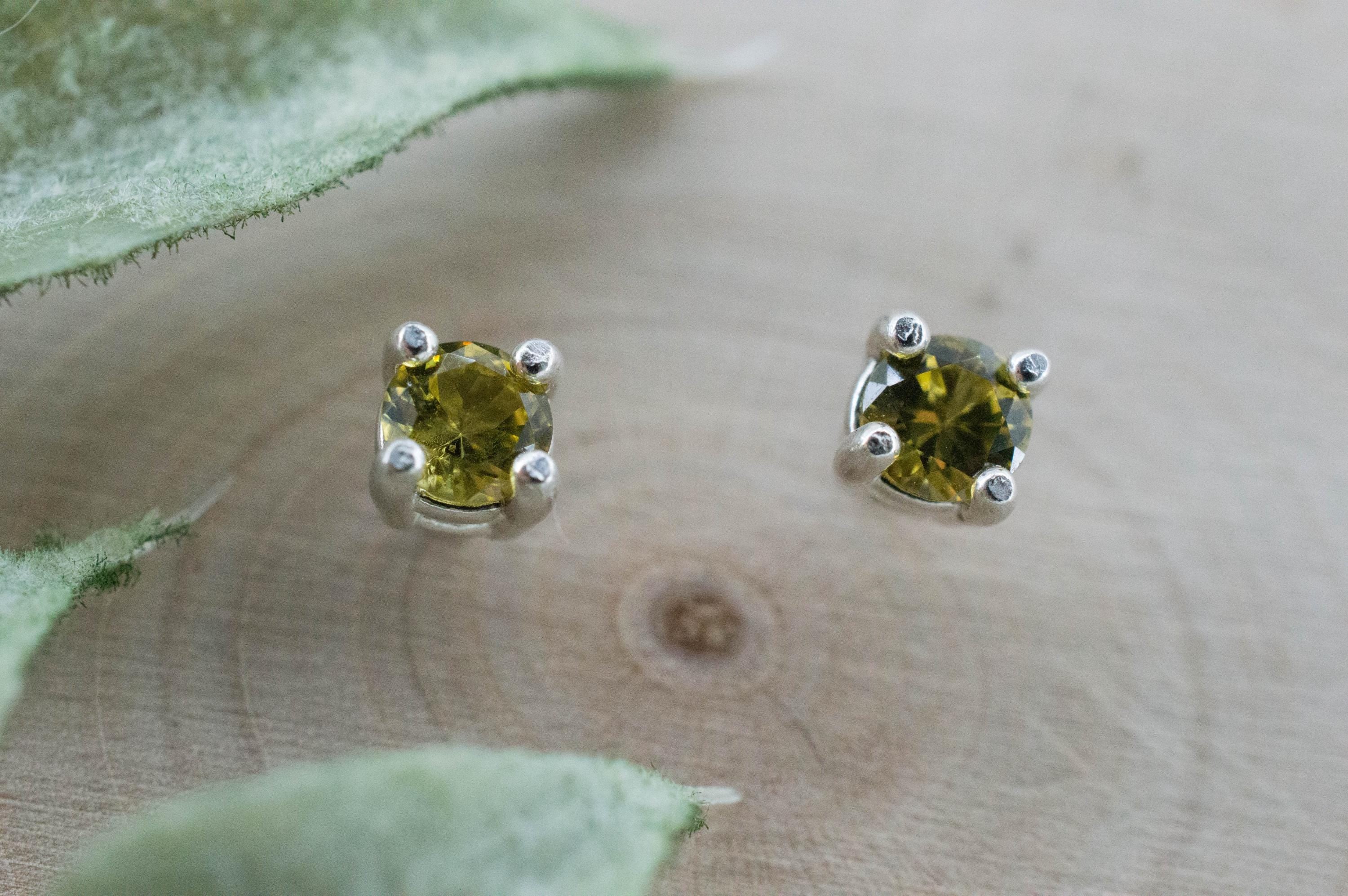 Mali Garnet Earrings; Genuine Untreated Mali Garnet; 0.415cts - Mark Oliver Gems