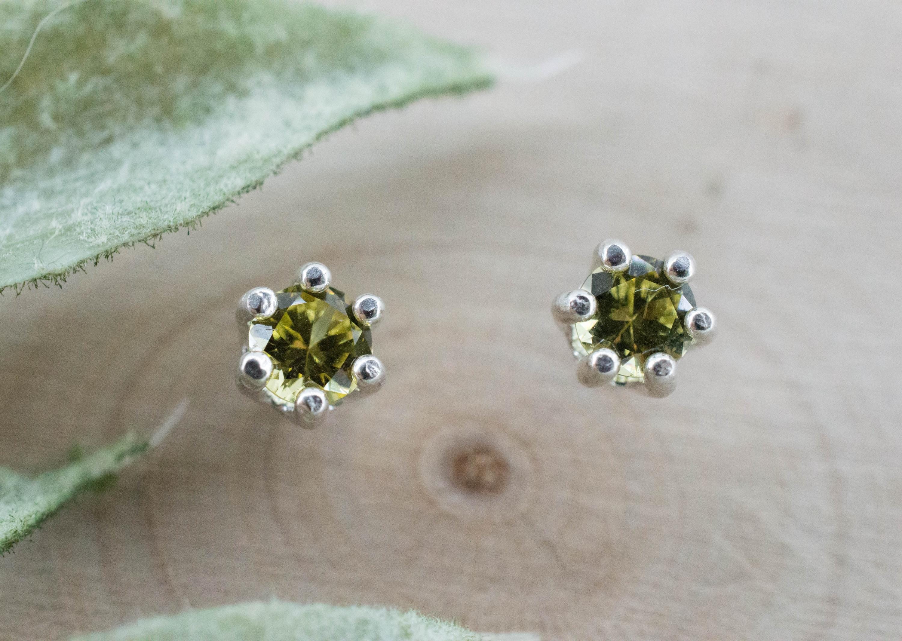 Mali Garnet Earrings; Genuine Untreated Mali Garnet; 0.425cts - Mark Oliver Gems