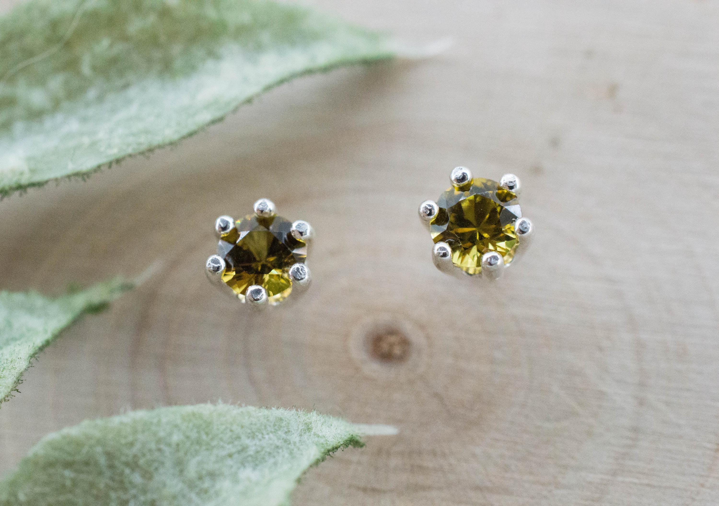 Mali Garnet Earrings; Genuine Untreated Mali Garnet; 0.520cts - Mark Oliver Gems