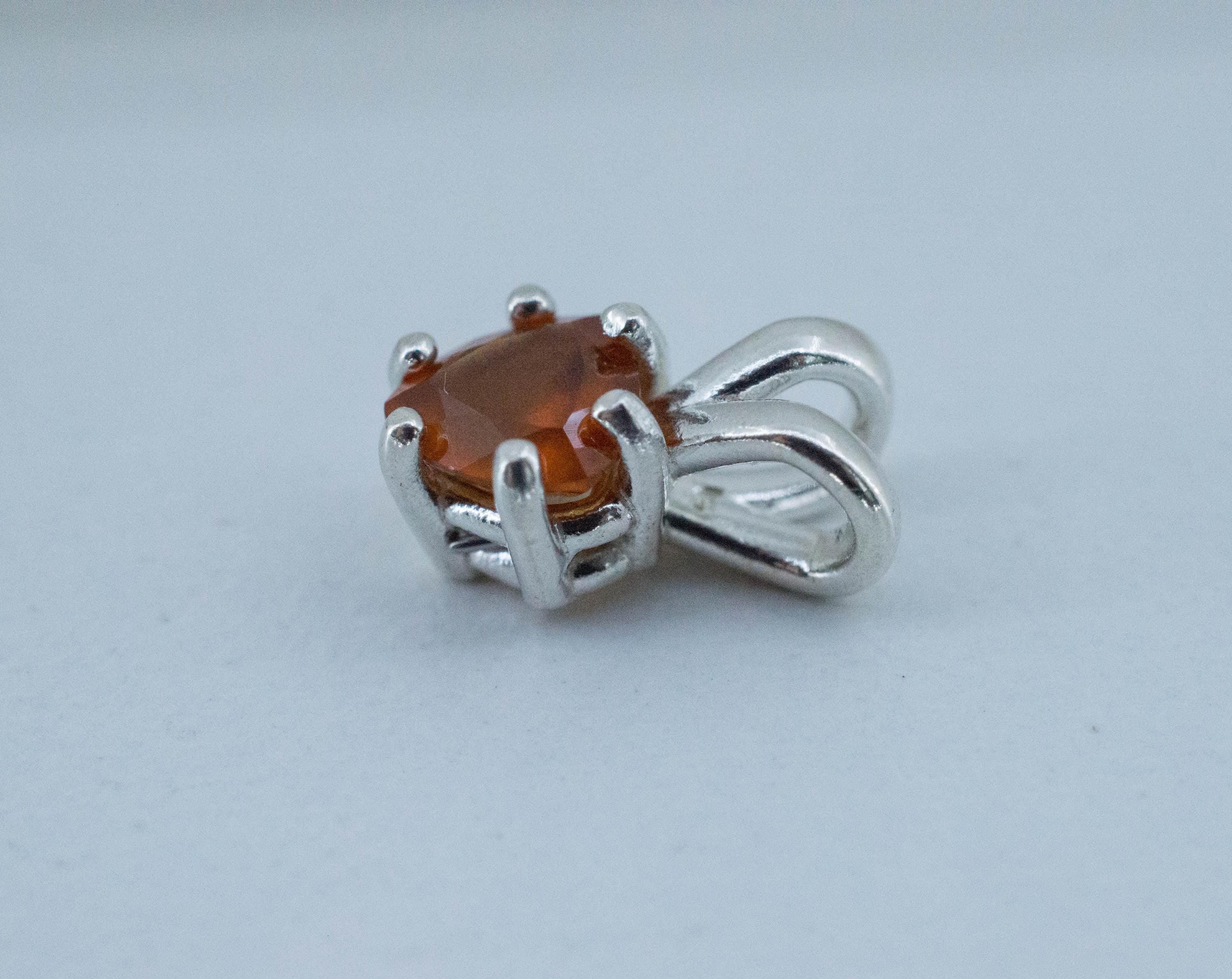 Hessonite Garnet Pendant; Natural Untreated South Africa Garnet; 0.815cts - Mark Oliver Gems