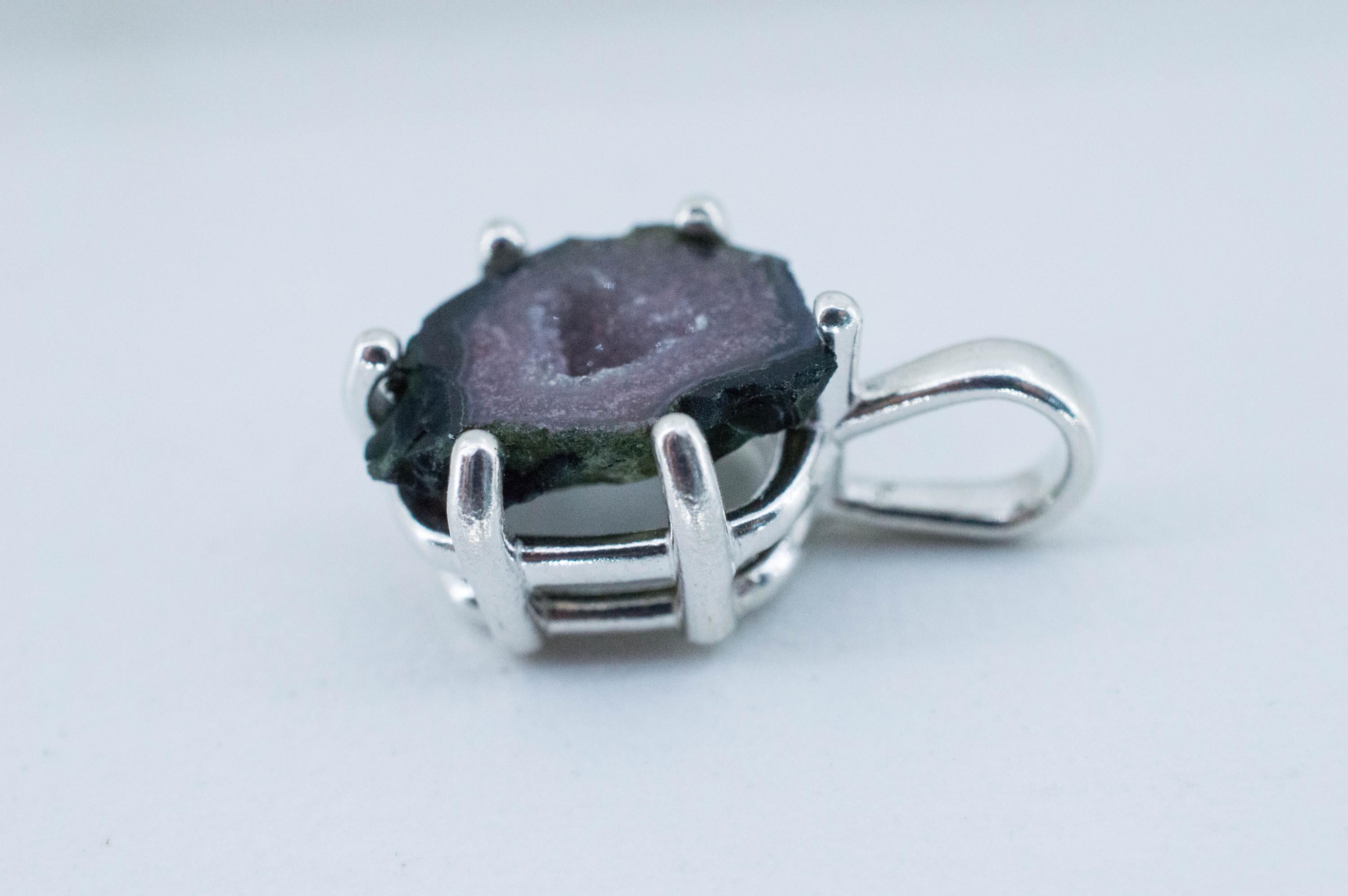 Mini Agate Geode Pendant, Natural Untreated Mexico Tabasco Geode; 2.710cts - Mark Oliver Gems