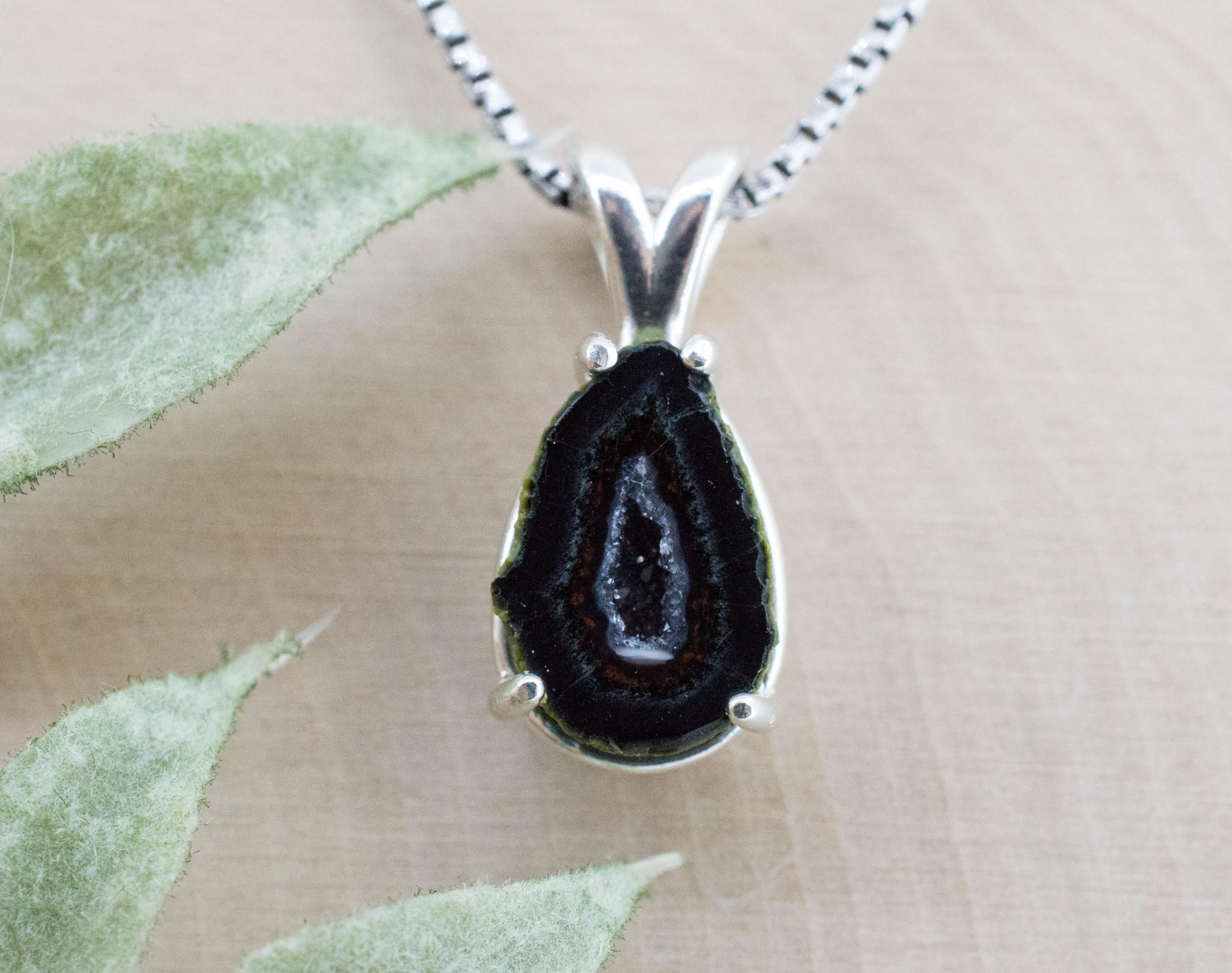 Mini Agate Geode Pendant, Natural Untreated Mexico Tabasco Geode; 4.175cts - Mark Oliver Gems