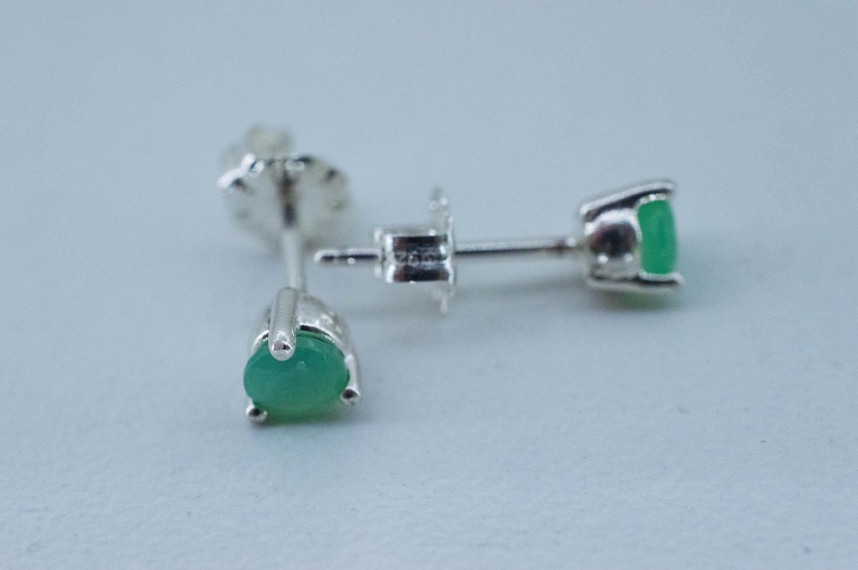 Chrysoprase Earrings, Natural Untreated Australian Chrysoprase; 0.525cts - Mark Oliver Gems