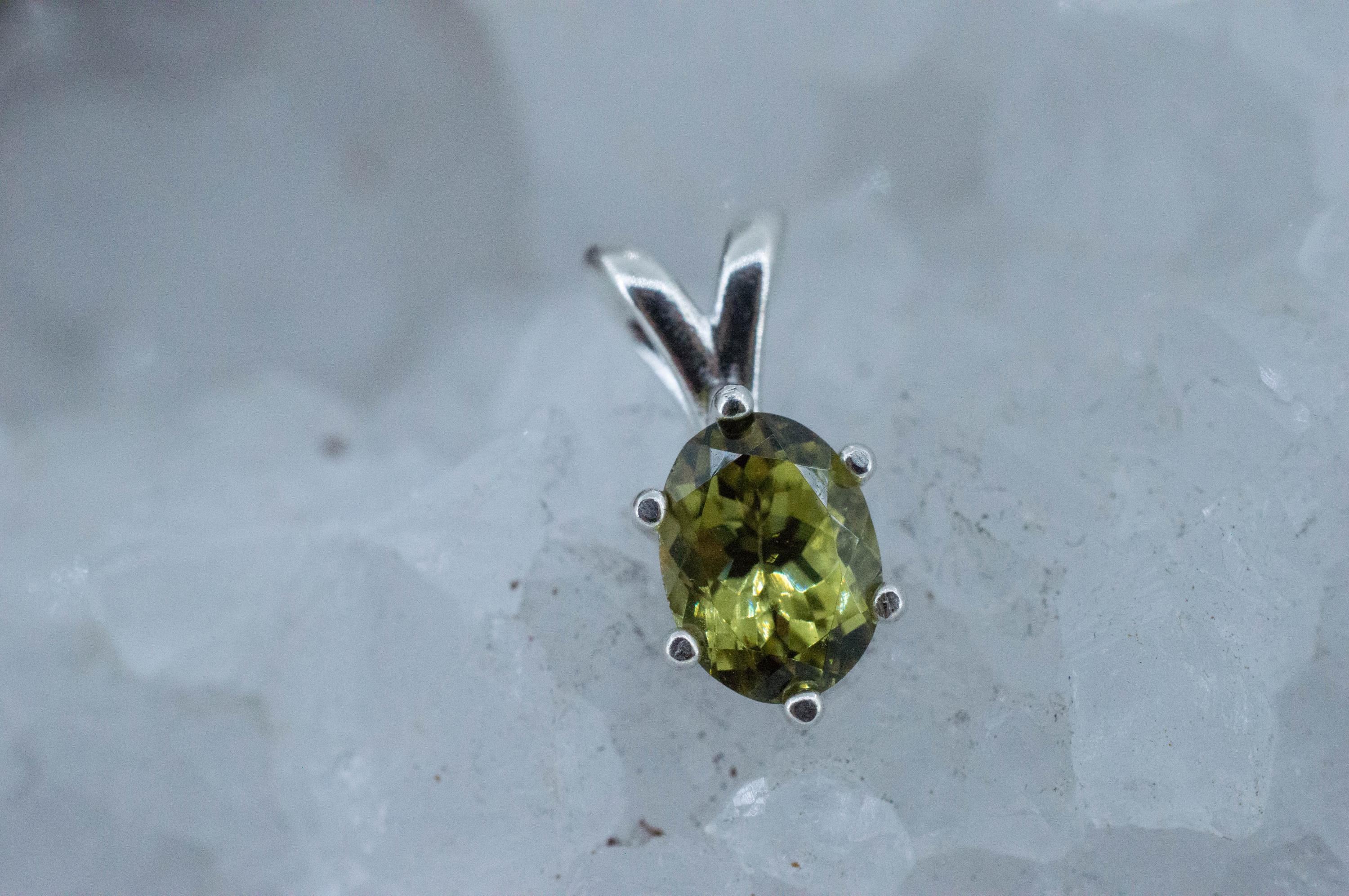 Mali Garnet Pendant; Natural Untreated Mali Garnet; 1.300cts - Mark Oliver Gems