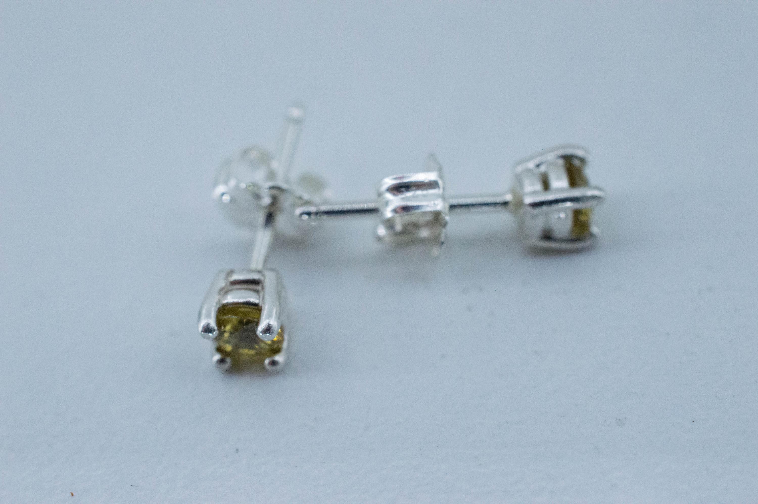 Mali Garnet Earrings; Genuine Untreated Mali Garnet; 0.415cts - Mark Oliver Gems