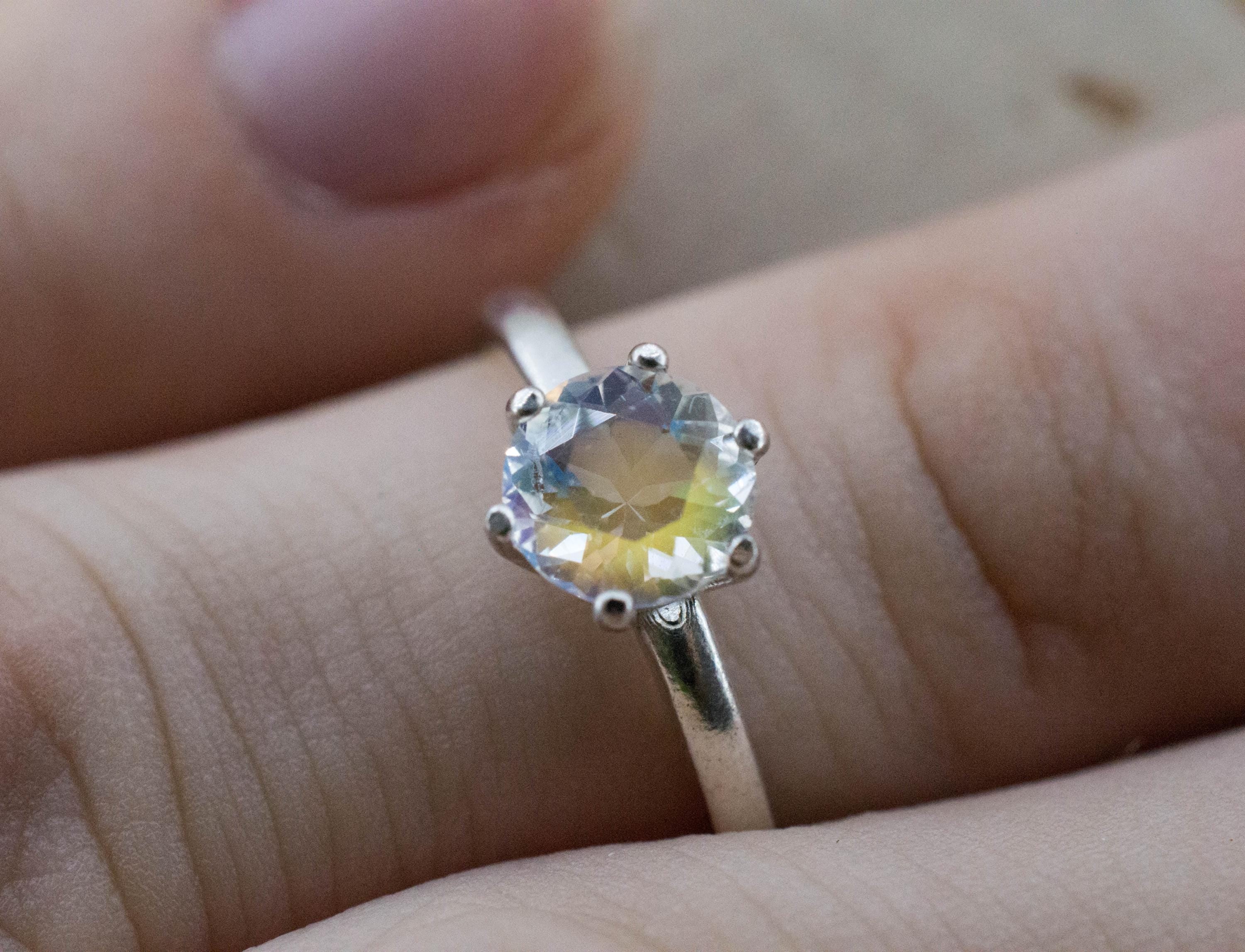 Rainbow Moonstone Ring, Natural Untreated Madagascar Moonstone; 0.920cts