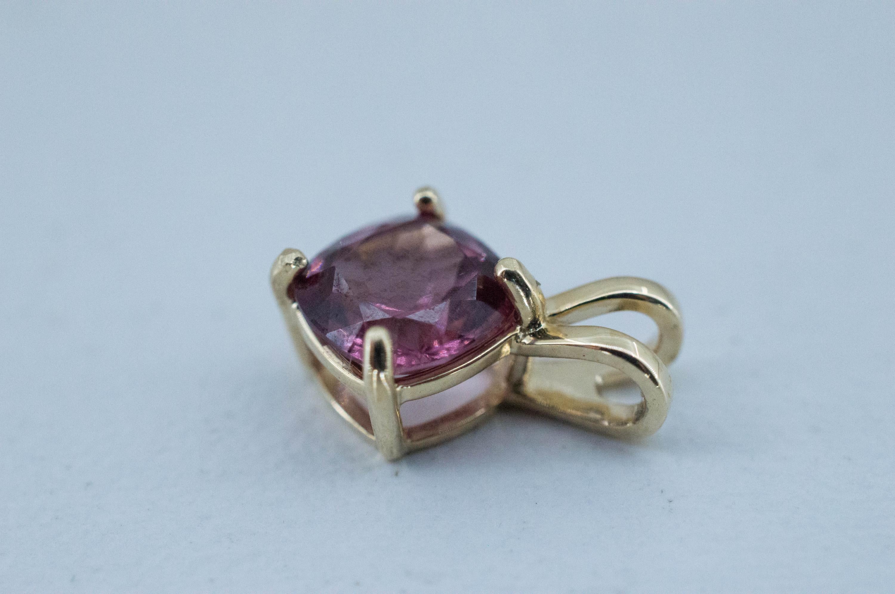 Imperial Garnet Pendant; Natural Untreated Tanzania Lindi Garnet; 1.060cts - Mark Oliver Gems