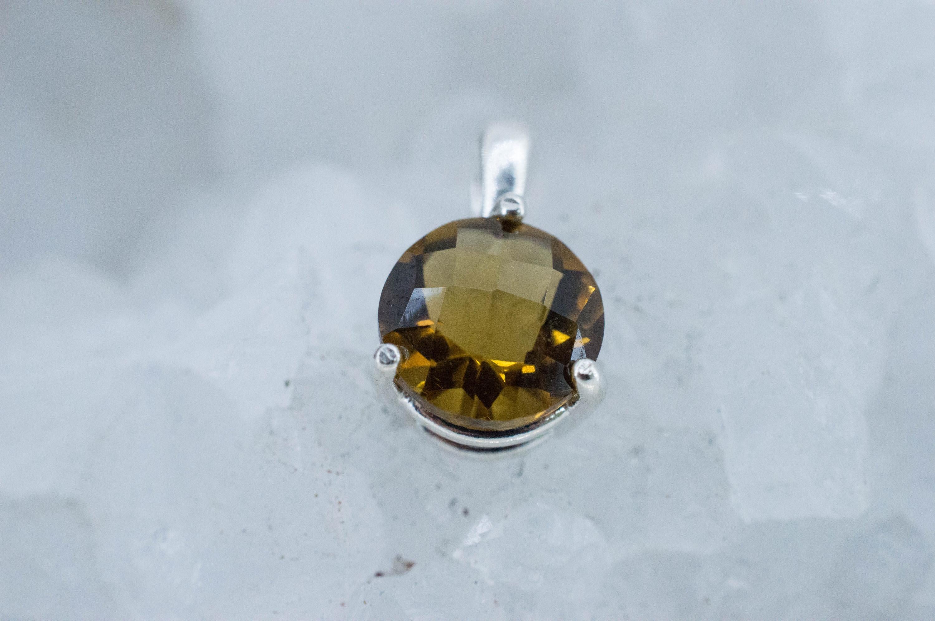 Whiskey Quartz Pendant; Natural Untreated Brazil Quartz; 1.790cts
