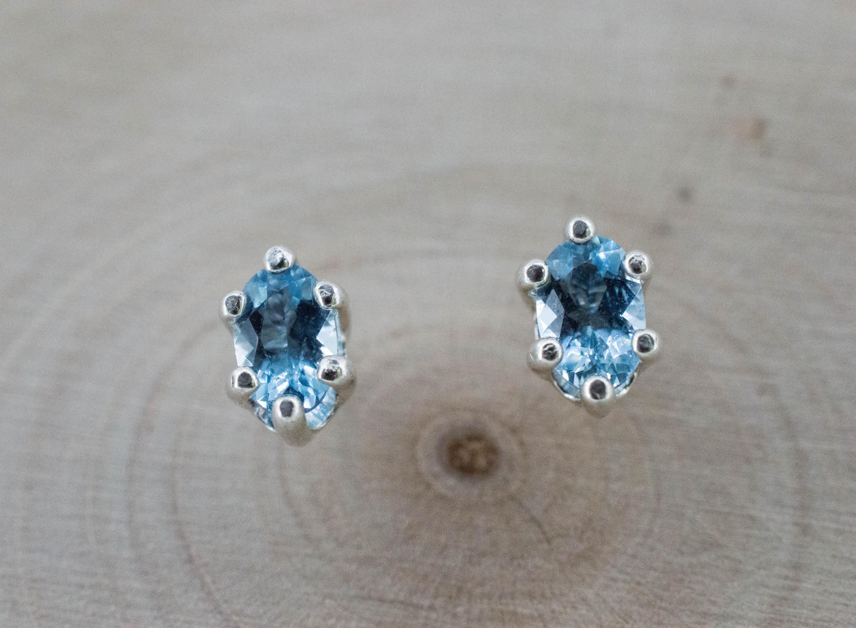 Aquamarine Earrings; Natural Untreated Brazil Aquamarine; 0.480cts