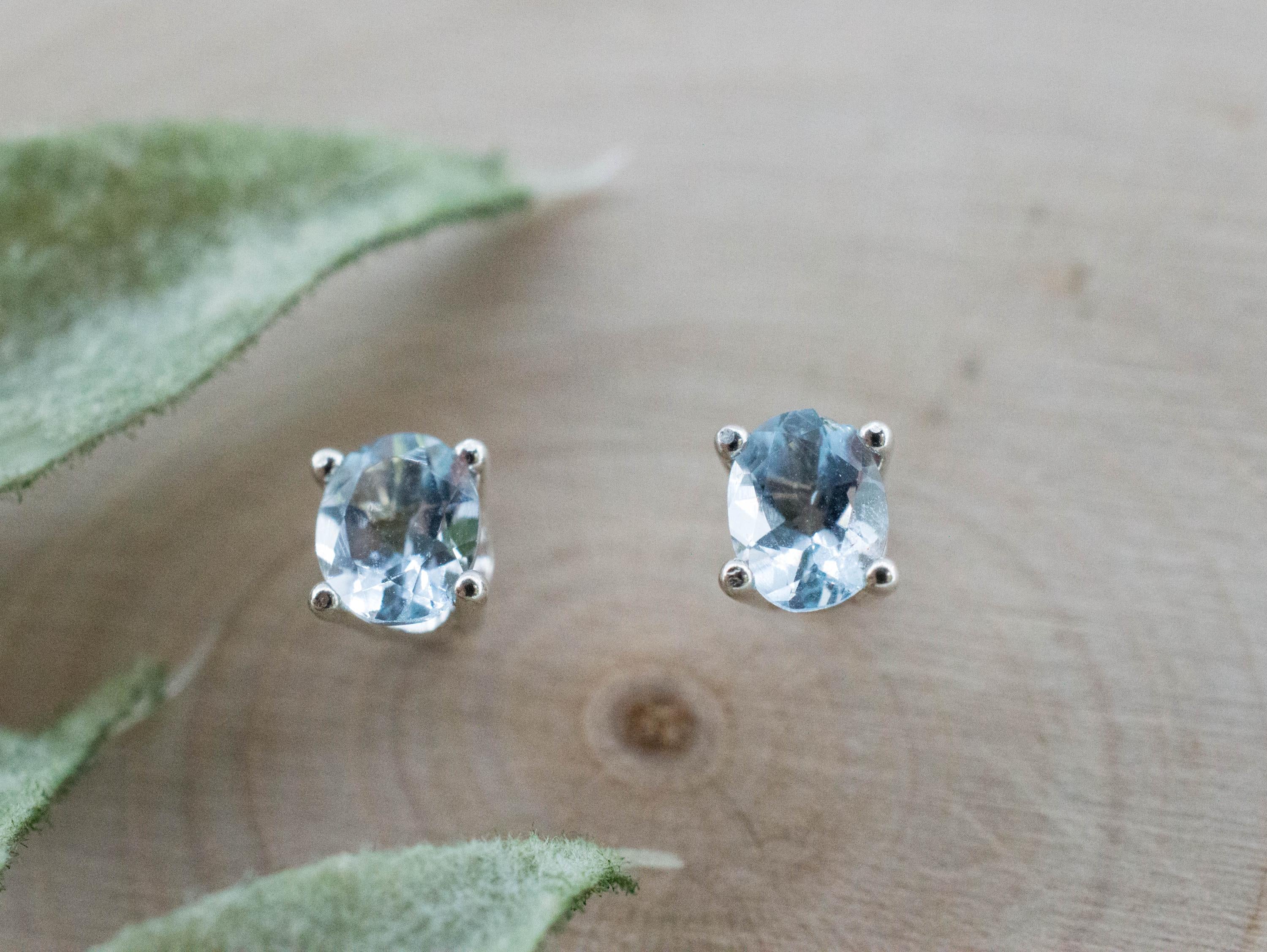 Aquamarine Earrings; Natural Untreated Brazil Aquamarine; 0.560cts