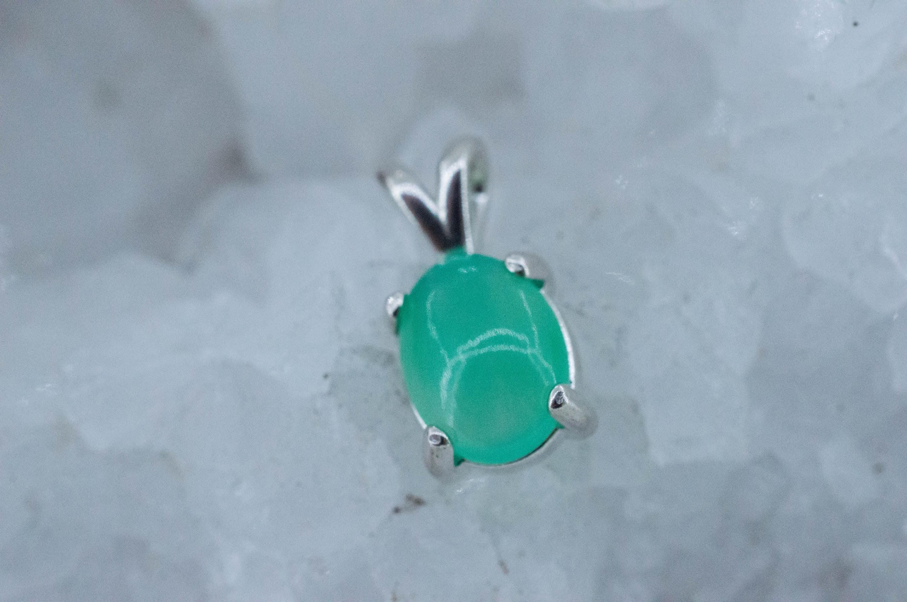 Chrysoprase Pendant; Natural Untreated Australia Chrysoprase; 2.675cts - Mark Oliver Gems