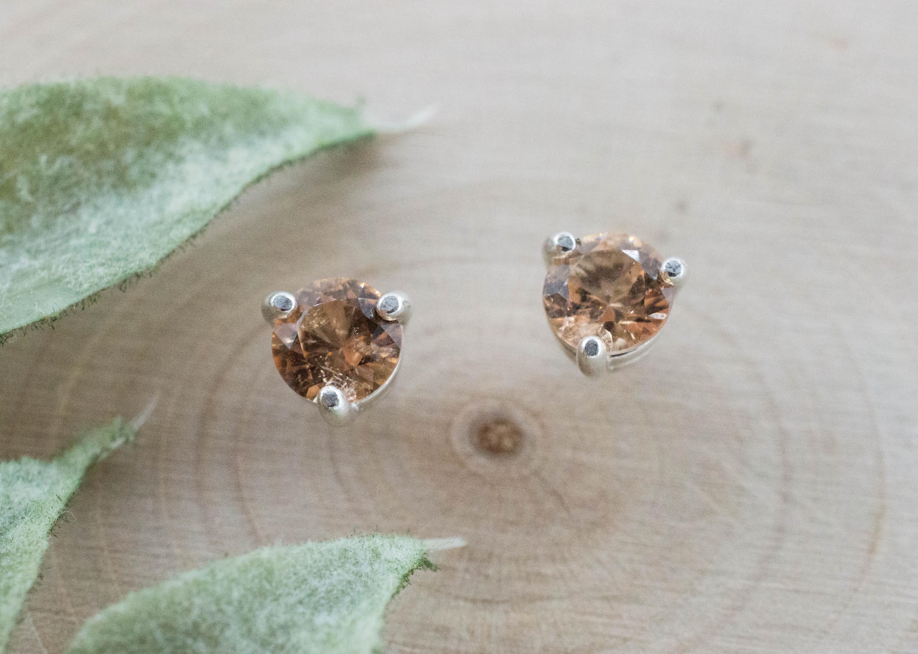 Hessonite Garnet Earrings; Natural Untreated Canada Garnet; 1.000cts