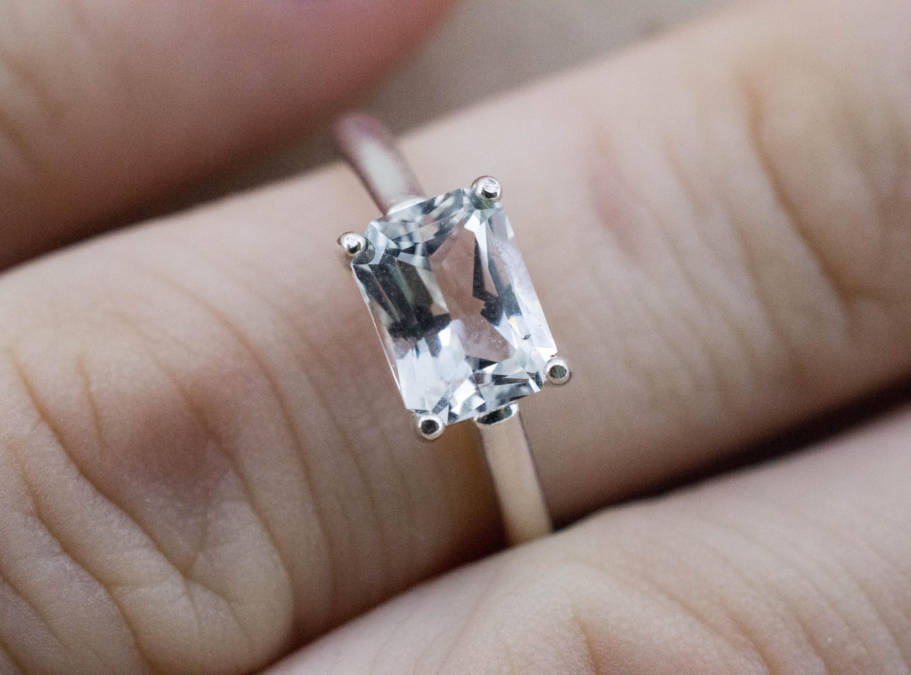 Topaz Ring, Natural Untreated Vietnam Silver Topaz; 1.830cts