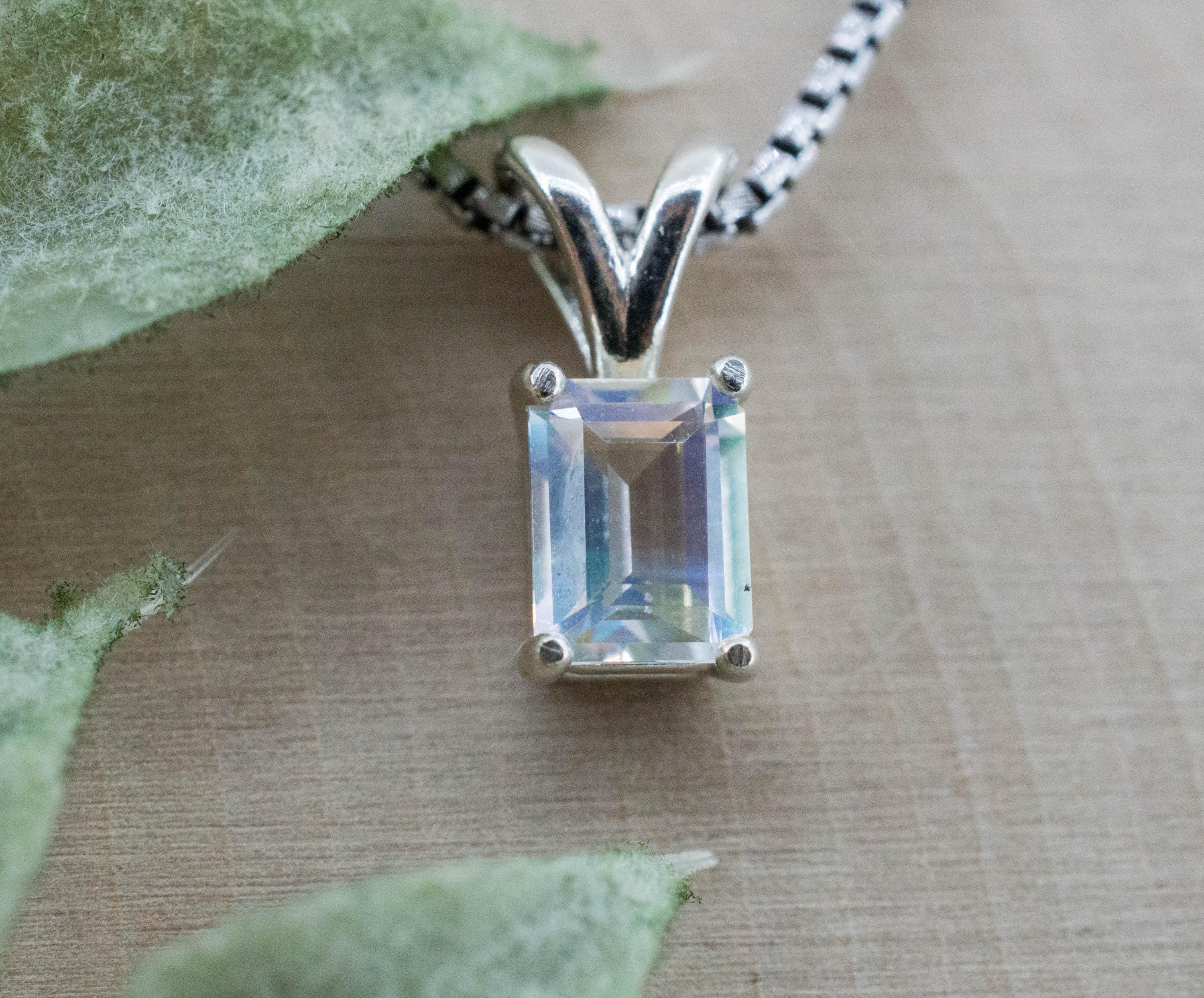 Rainbow Moonstone Pendant, Natural Untreated Madagascar Moonstone; 0.720cts