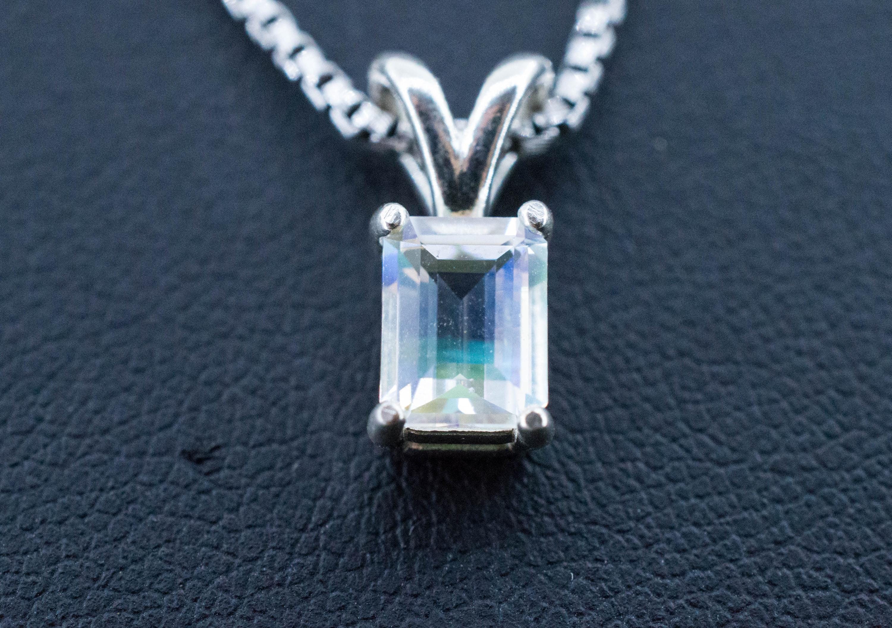 Rainbow Moonstone Pendant, Natural Untreated Madagascar Moonstone; 0.720cts