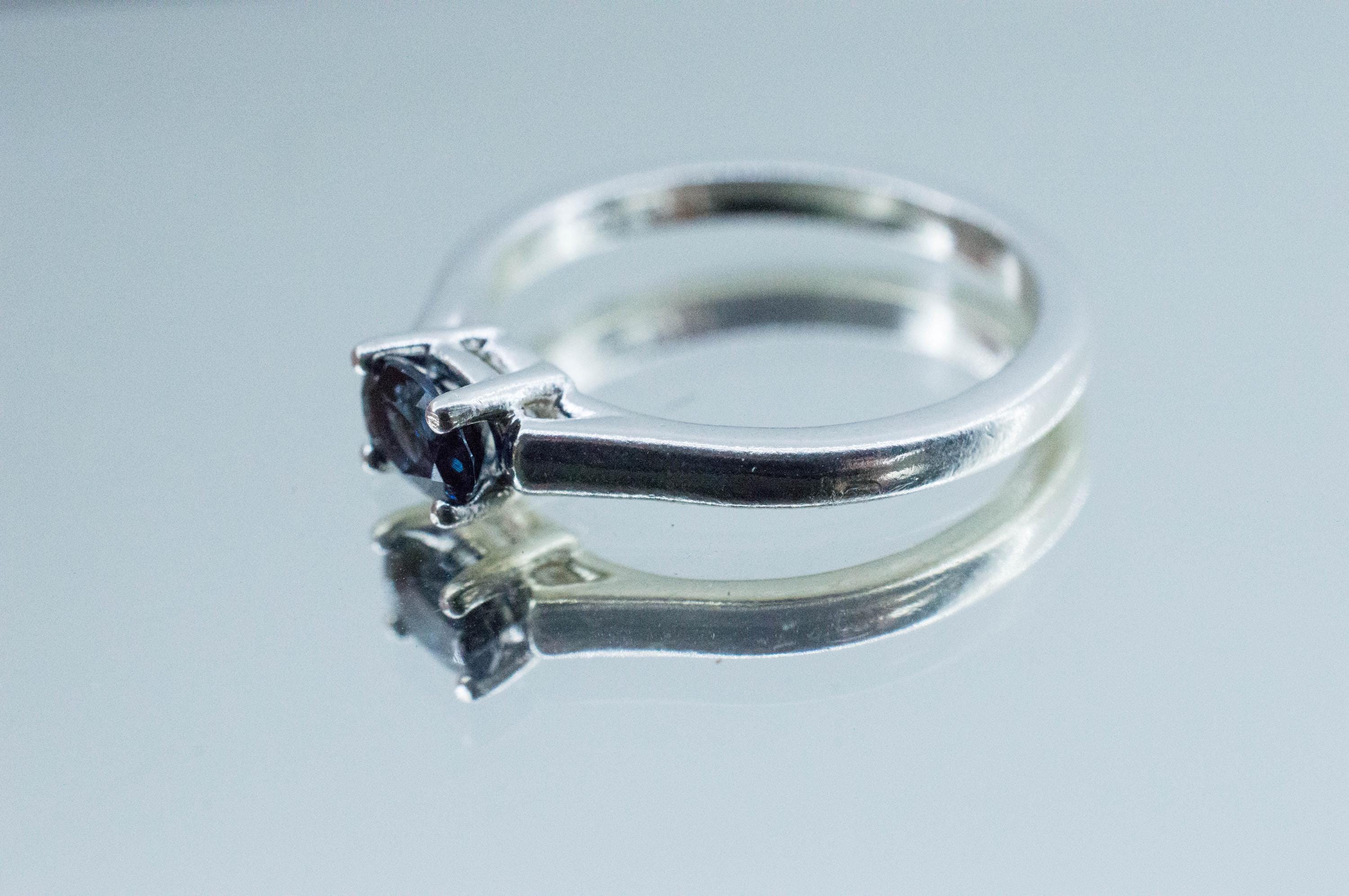 Blue Spinel Ring, Natural Untreated Burma Spinel; 0.510cts - Mark Oliver Gems