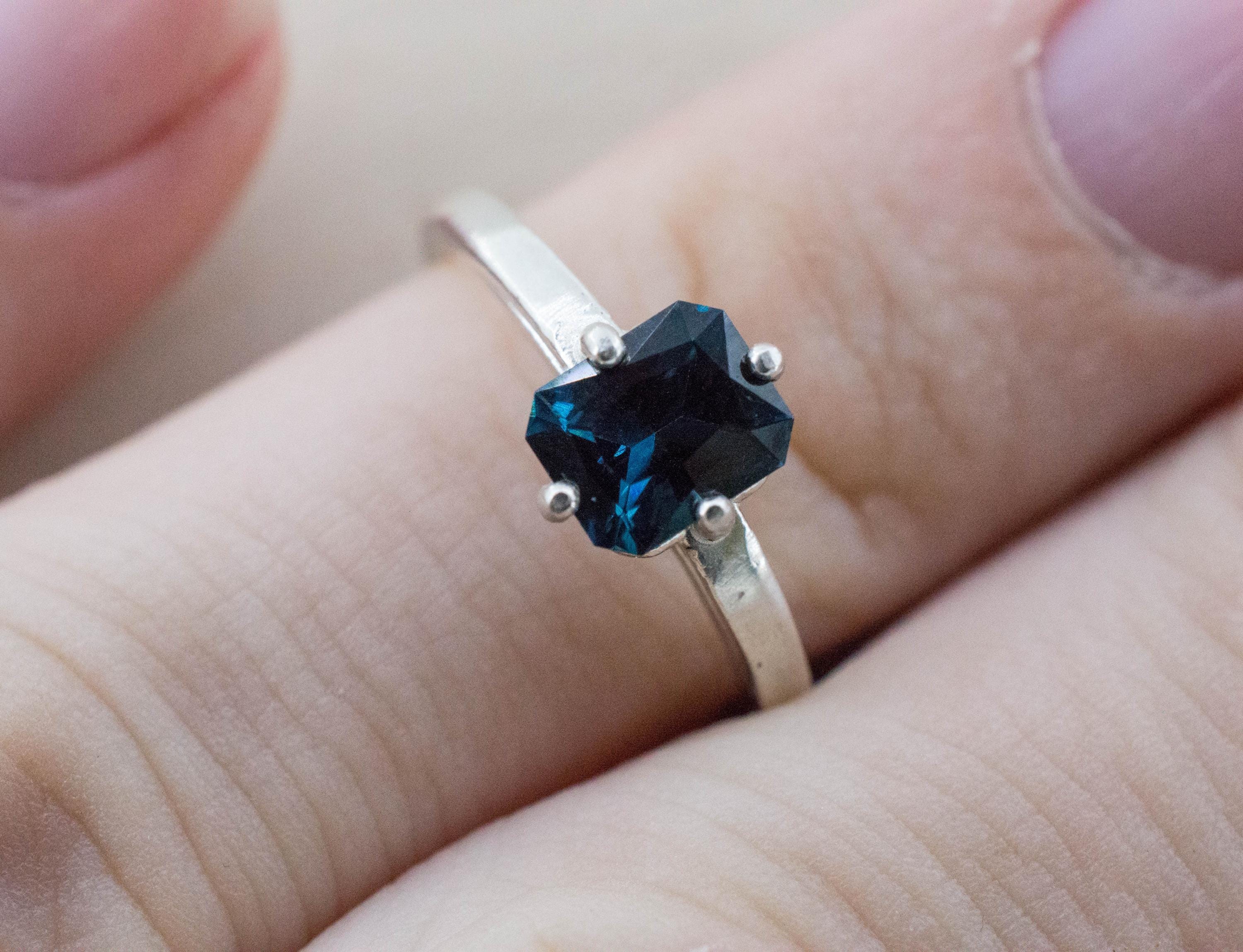 Blue Spinel Ring, Natural Untreated Sri Lanka Spinel; 1.100cts