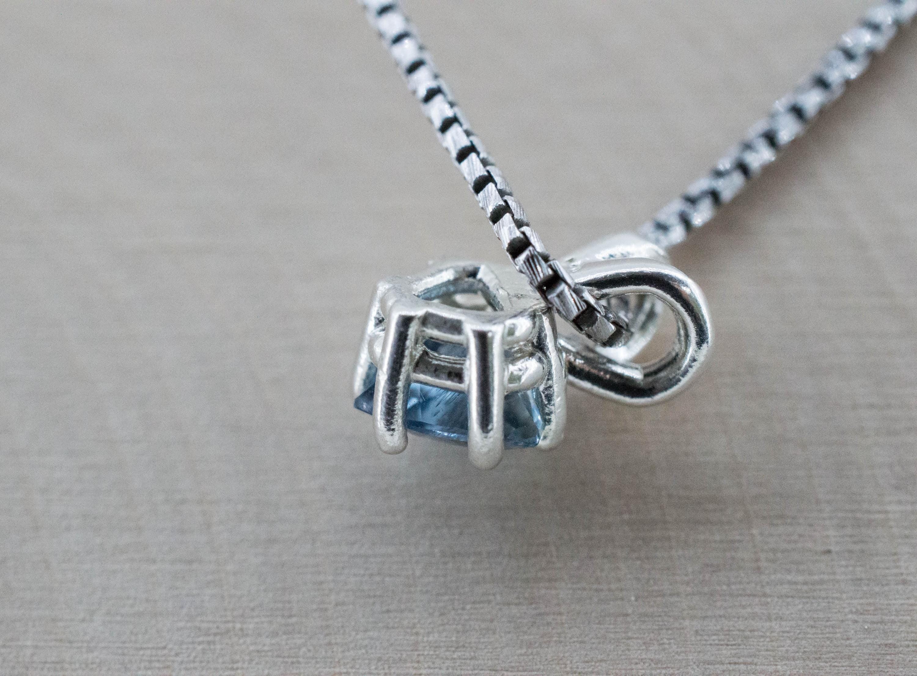 Aquamarine Pendant; Natural Untreated Nigeria Aquamarine; 0.825cts