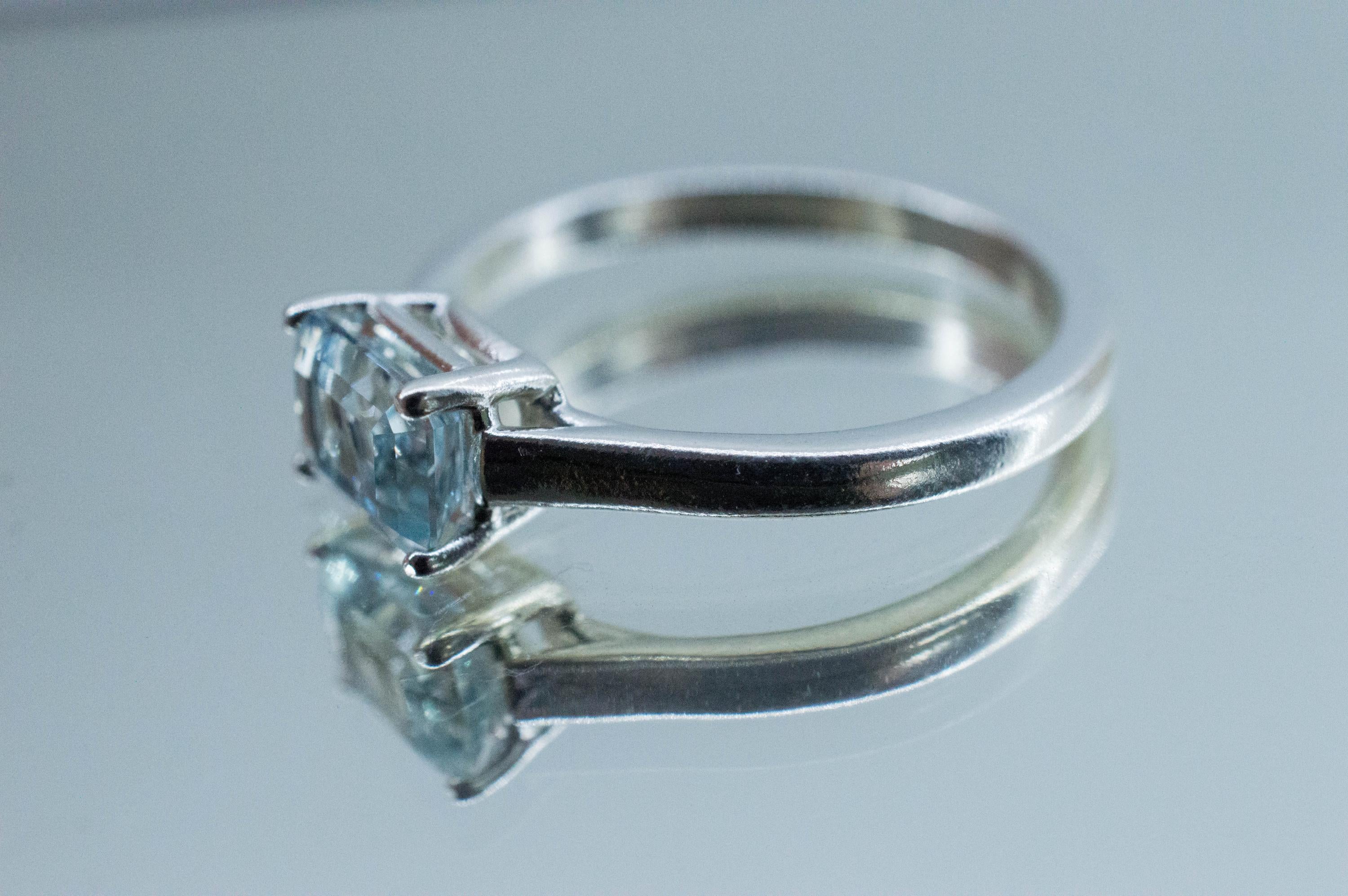 Aquamarine Ring, Natural Untreated Mozambique Aquamarine; 0.950cts