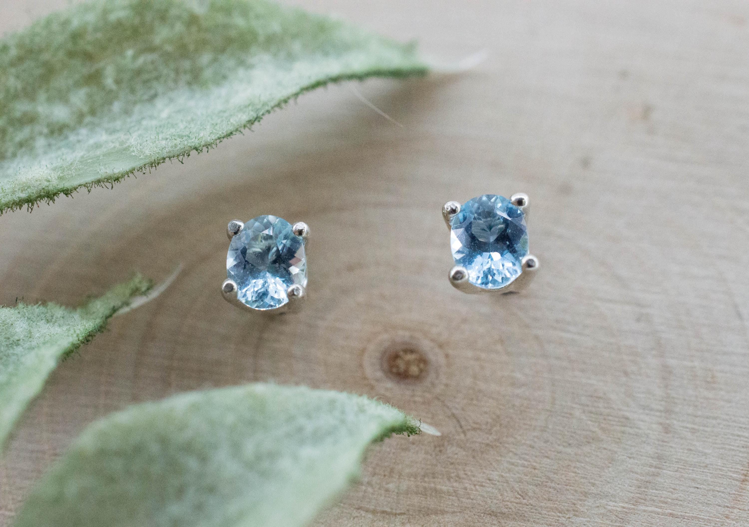 Aquamarine Earrings; Natural Untreated Nigeria Aquamarine; 0.325cts