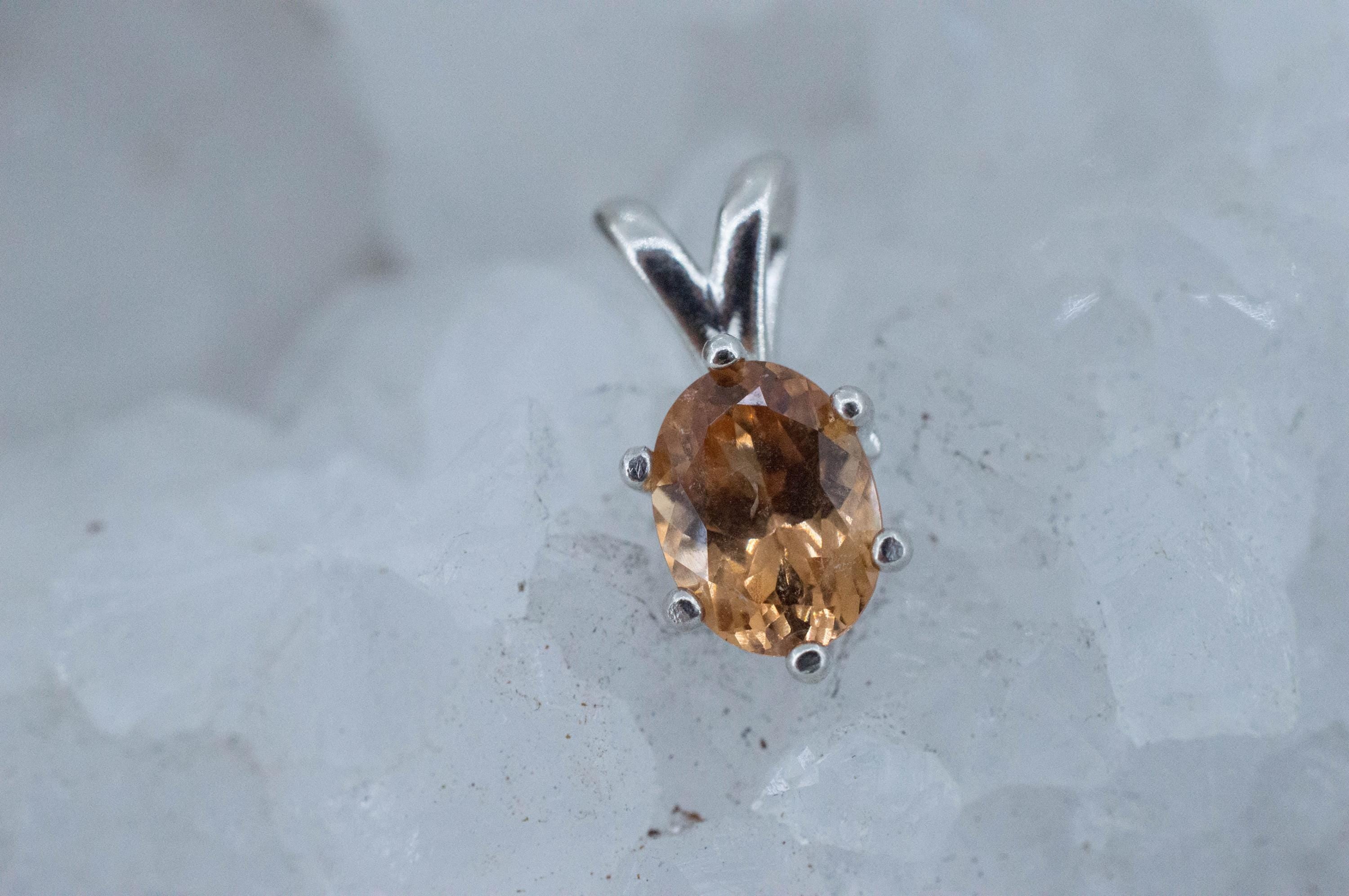 Hessonite Garnet Pendant; Natural Untreated Canada Garnet; 1.500cts