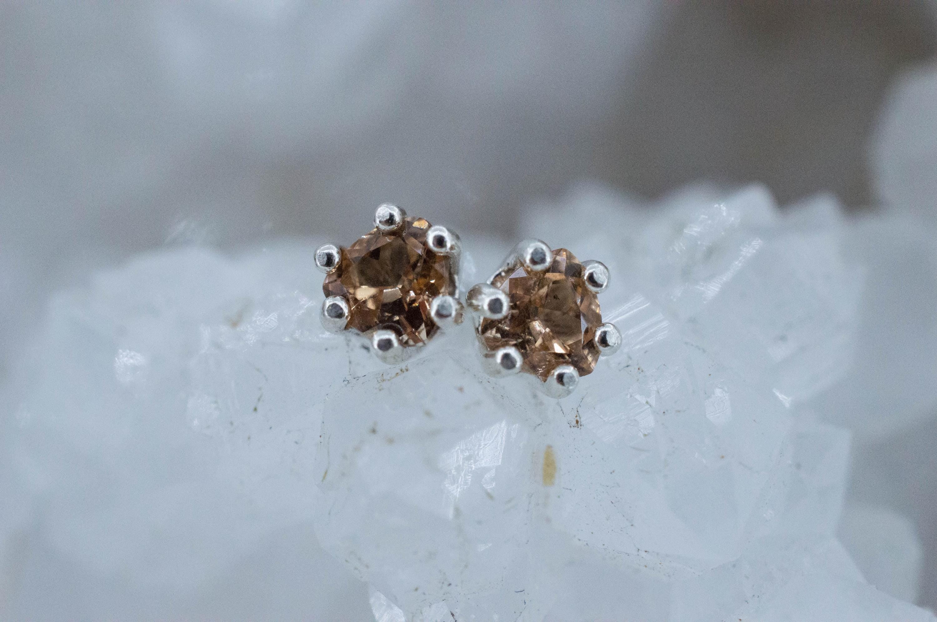 Hessonite Garnet Earrings; Natural Untreated Canada Garnet; 0535cts