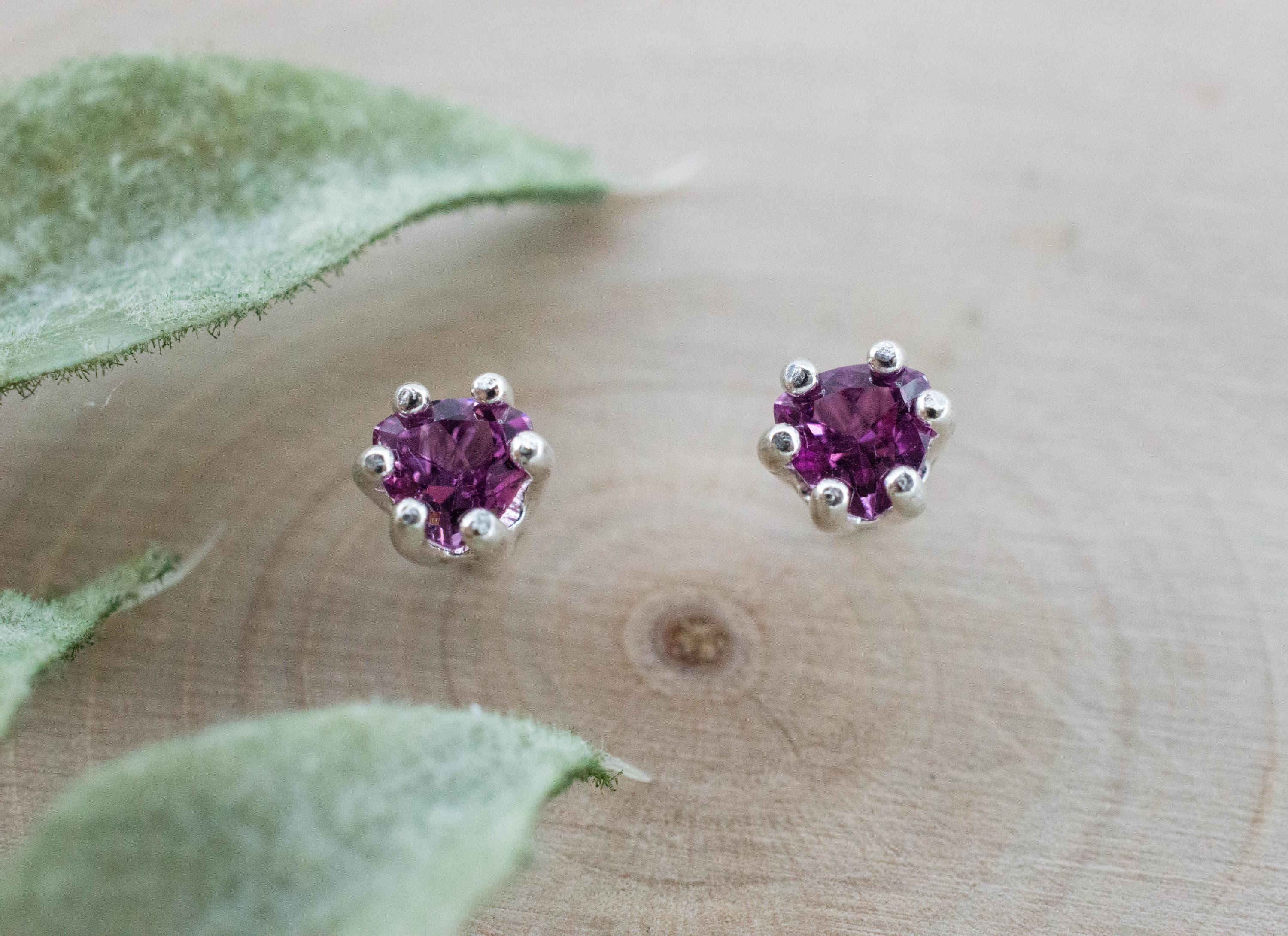 Umbalite Garnet Earrings, Natural Untreated Tanzanian Garnet; 0.535cts