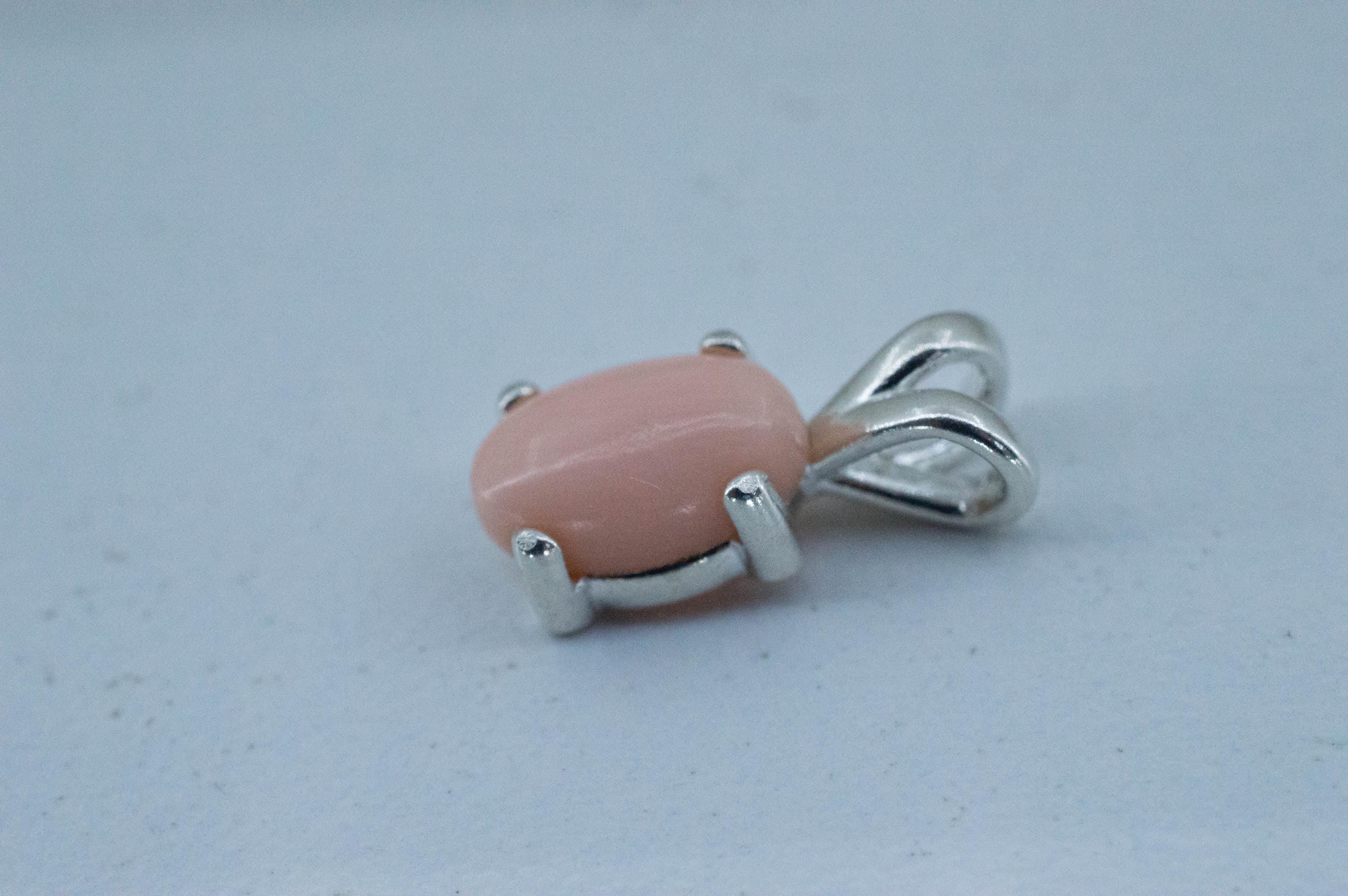 Precious Coral Pendant; Natural Untreated Taiwan Angelskin Coral; 1.590cts