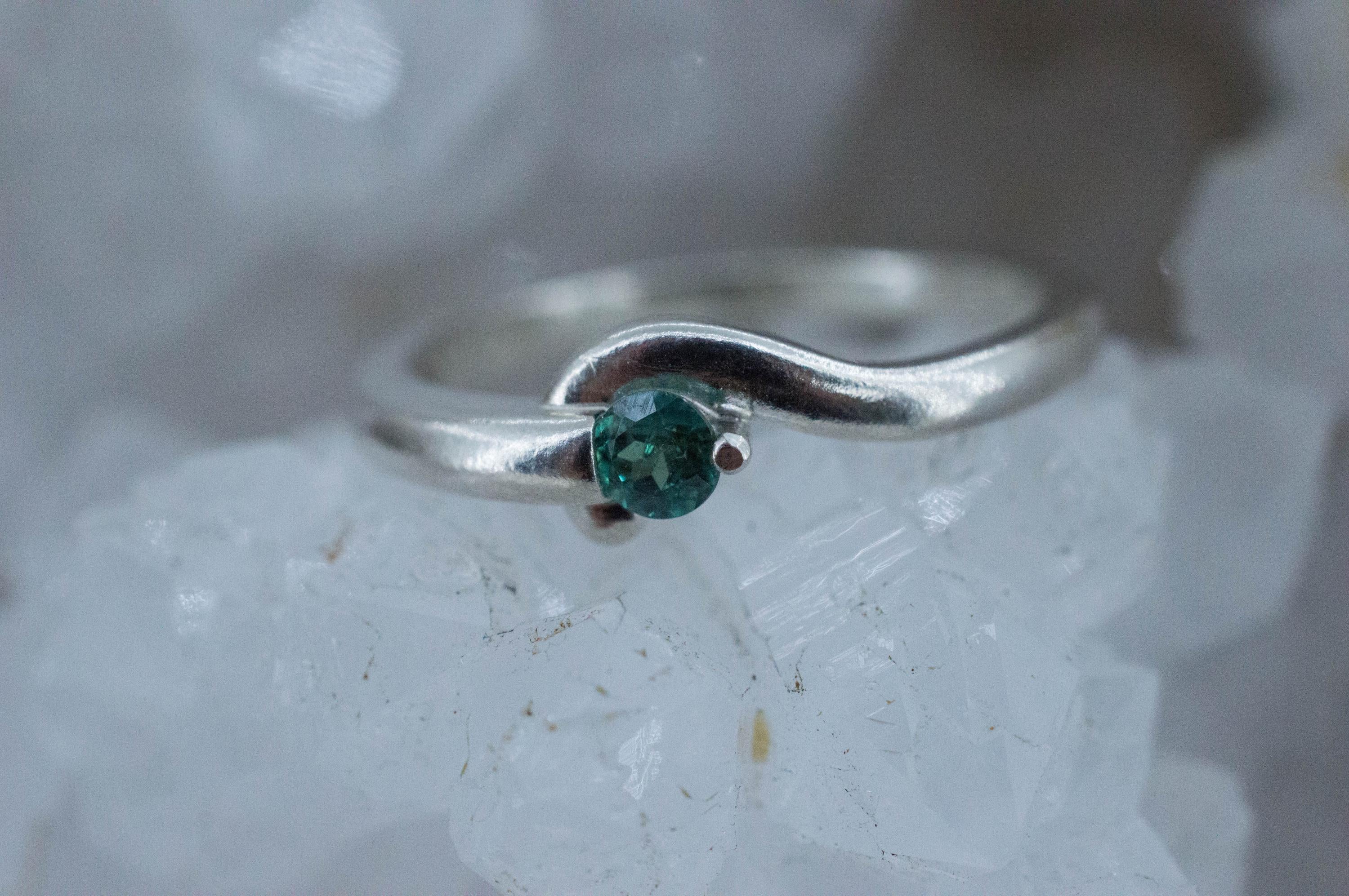 Alexandrite Ring; Natural Untreated Brazil Alexandrite; 0.260cts