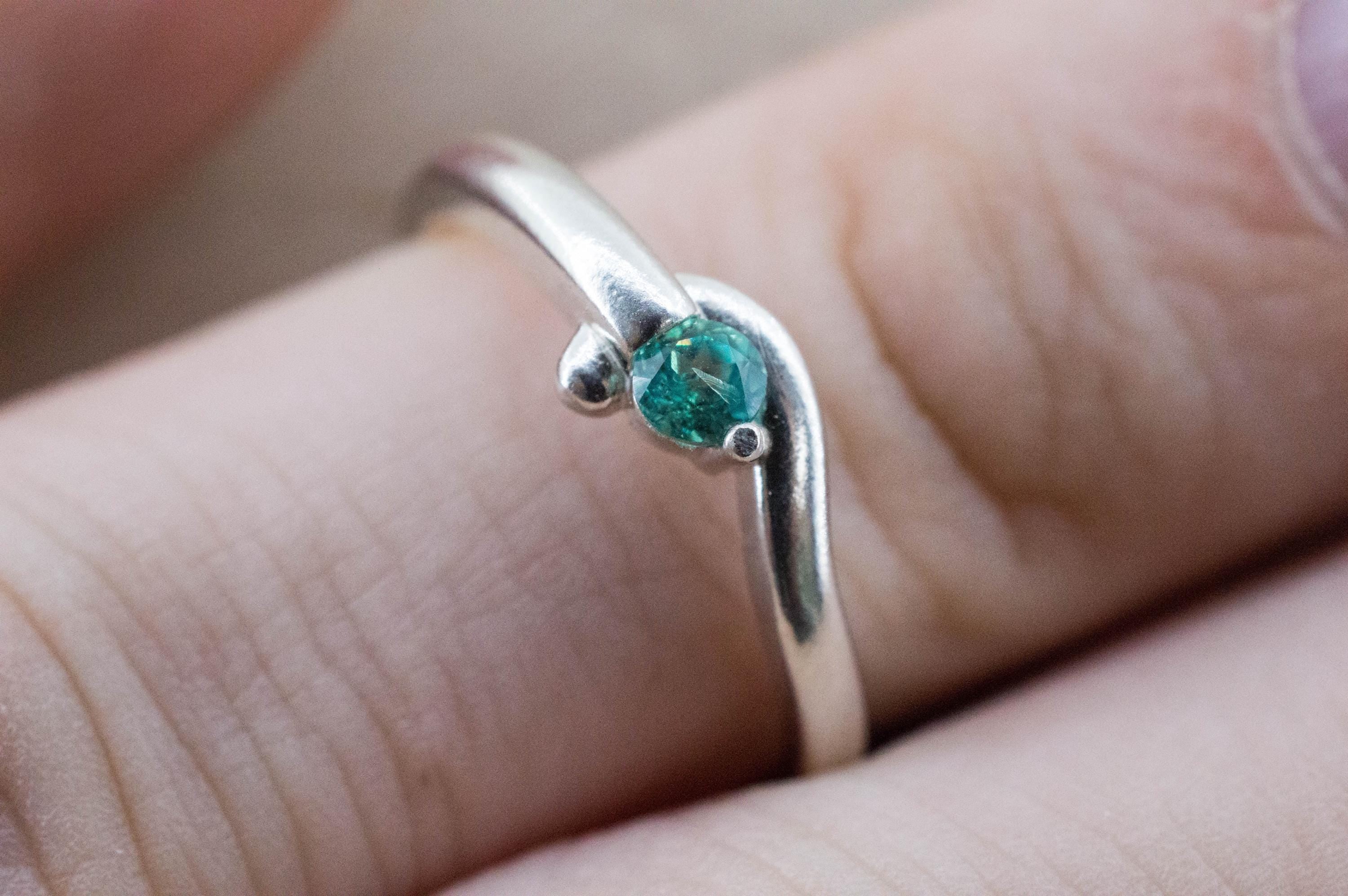 Alexandrite Ring; Natural Untreated Brazil Alexandrite; 0.260cts