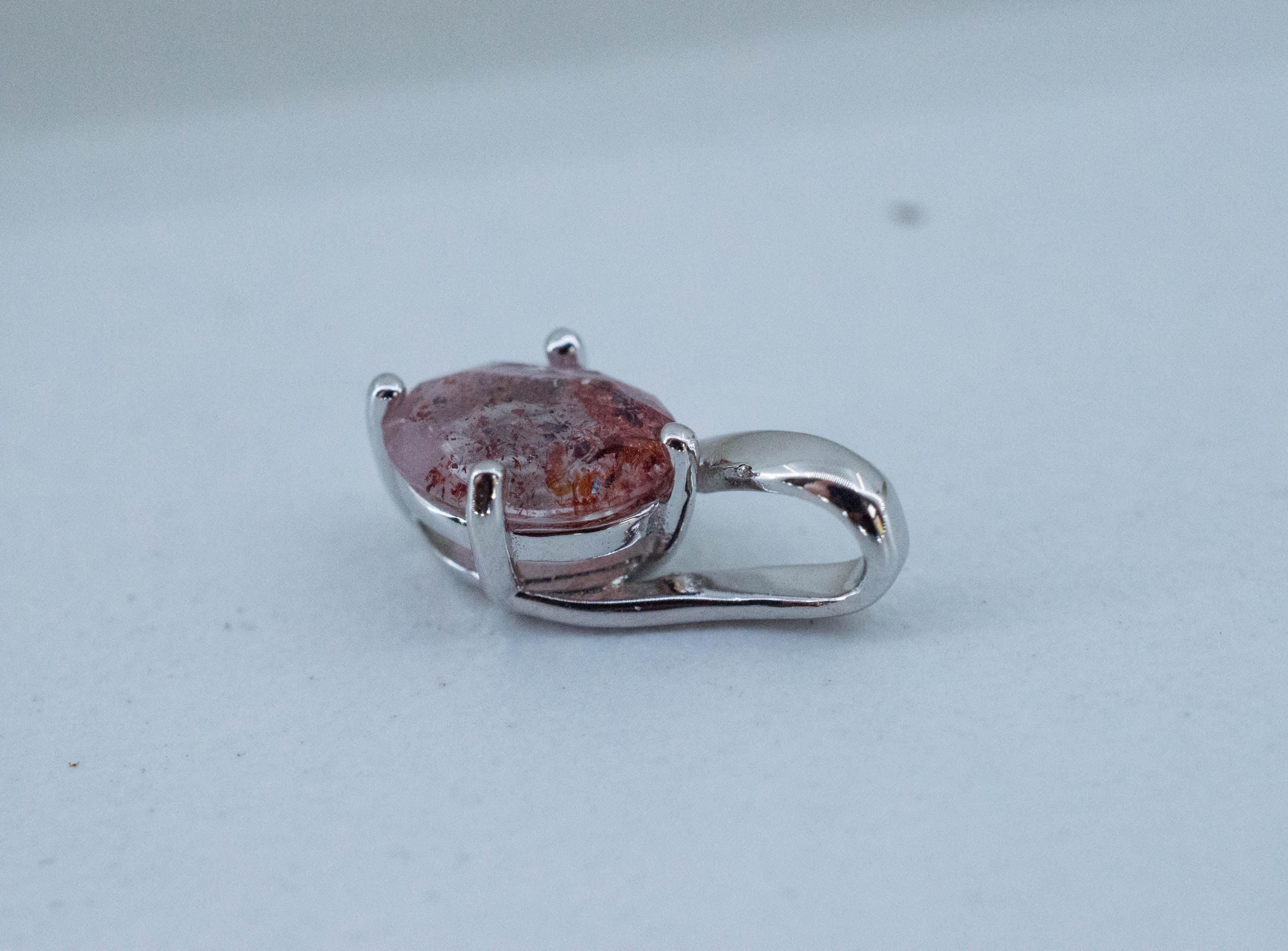 Hematite Quartz Pendant; Natural Untreated Tanzanian Fire and Ice Quartz; 0.740cts