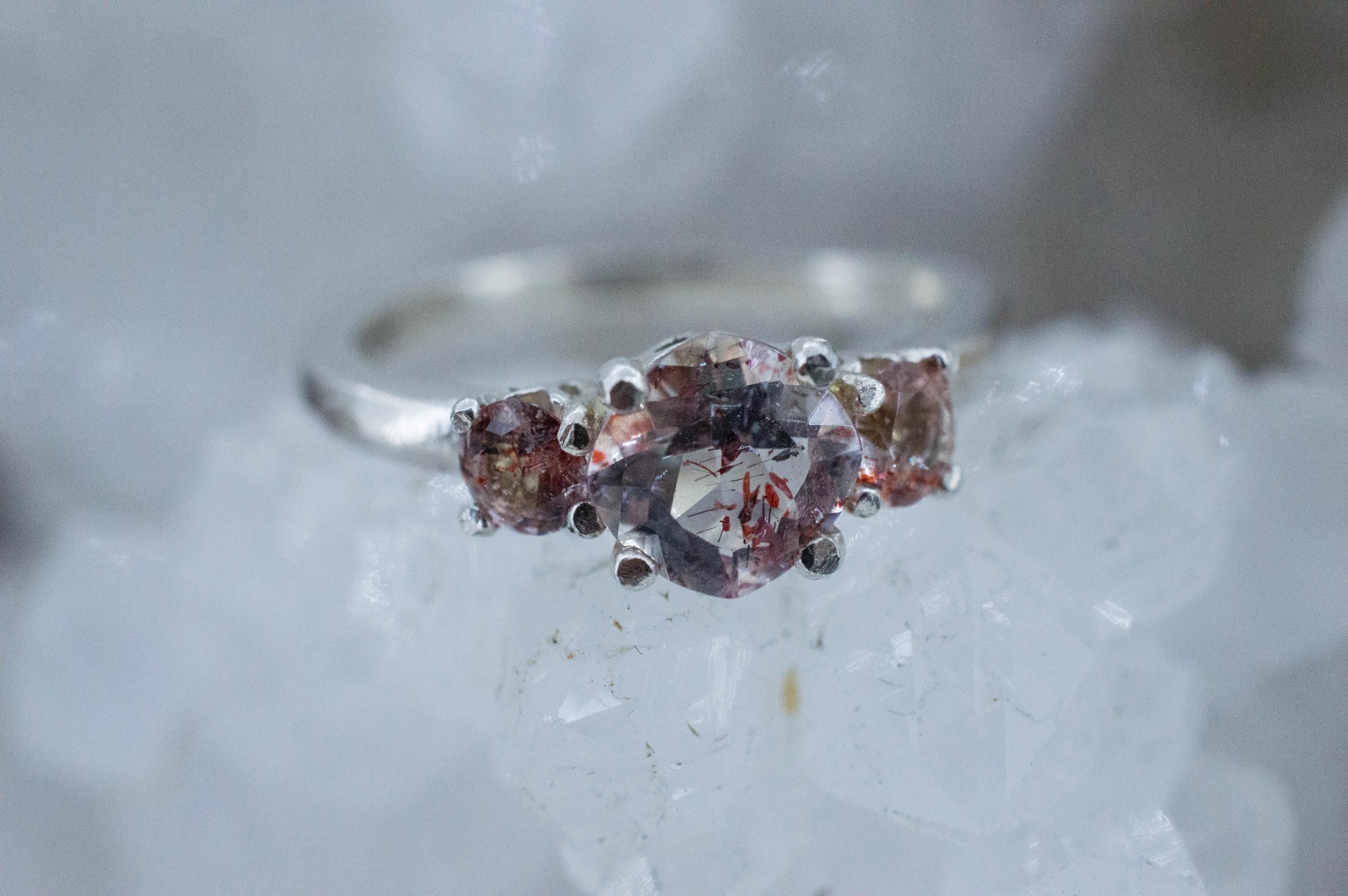 Hematite Quartz Ring; Natural Untreated Tanzania Fire and Ice Quartz; 1.040cts - Mark Oliver Gems